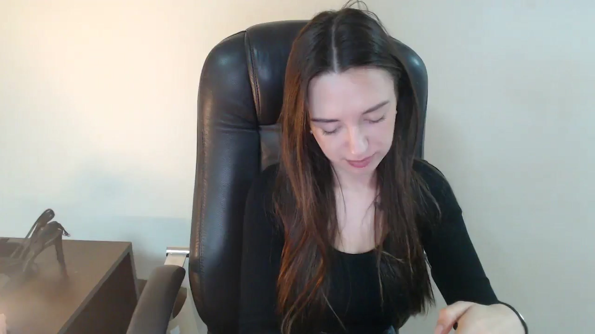 Gallery image thumbnail from BonnieCandy's myfreecams stream on, 04/21/2026, 10:28 image 4 of 20