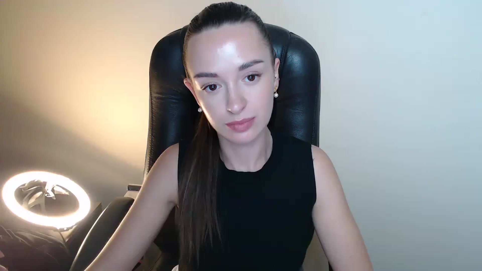 Gallery image thumbnail from BonnieCandy's myfreecams stream on, 04/22/2026, 12:16 image 16 of 20