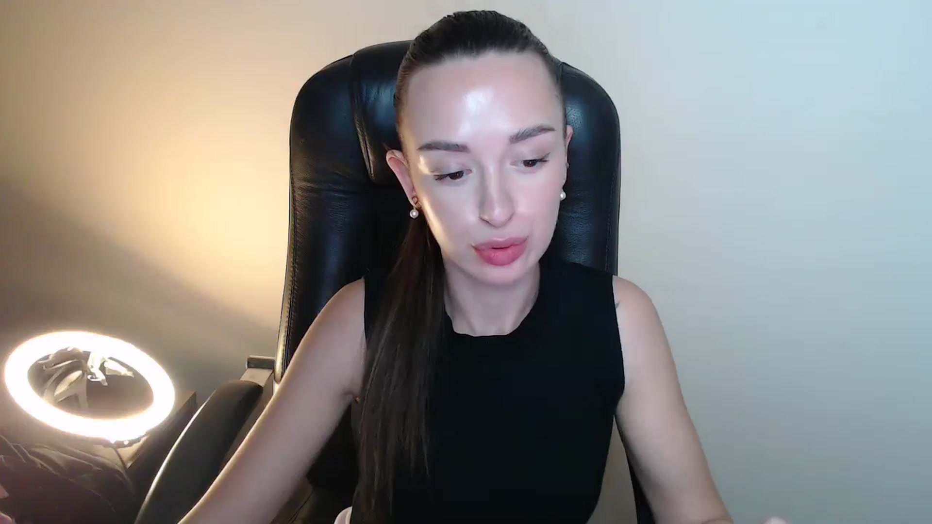 Gallery image thumbnail from BonnieCandy's myfreecams stream on, 04/22/2026, 12:16 image 14 of 20