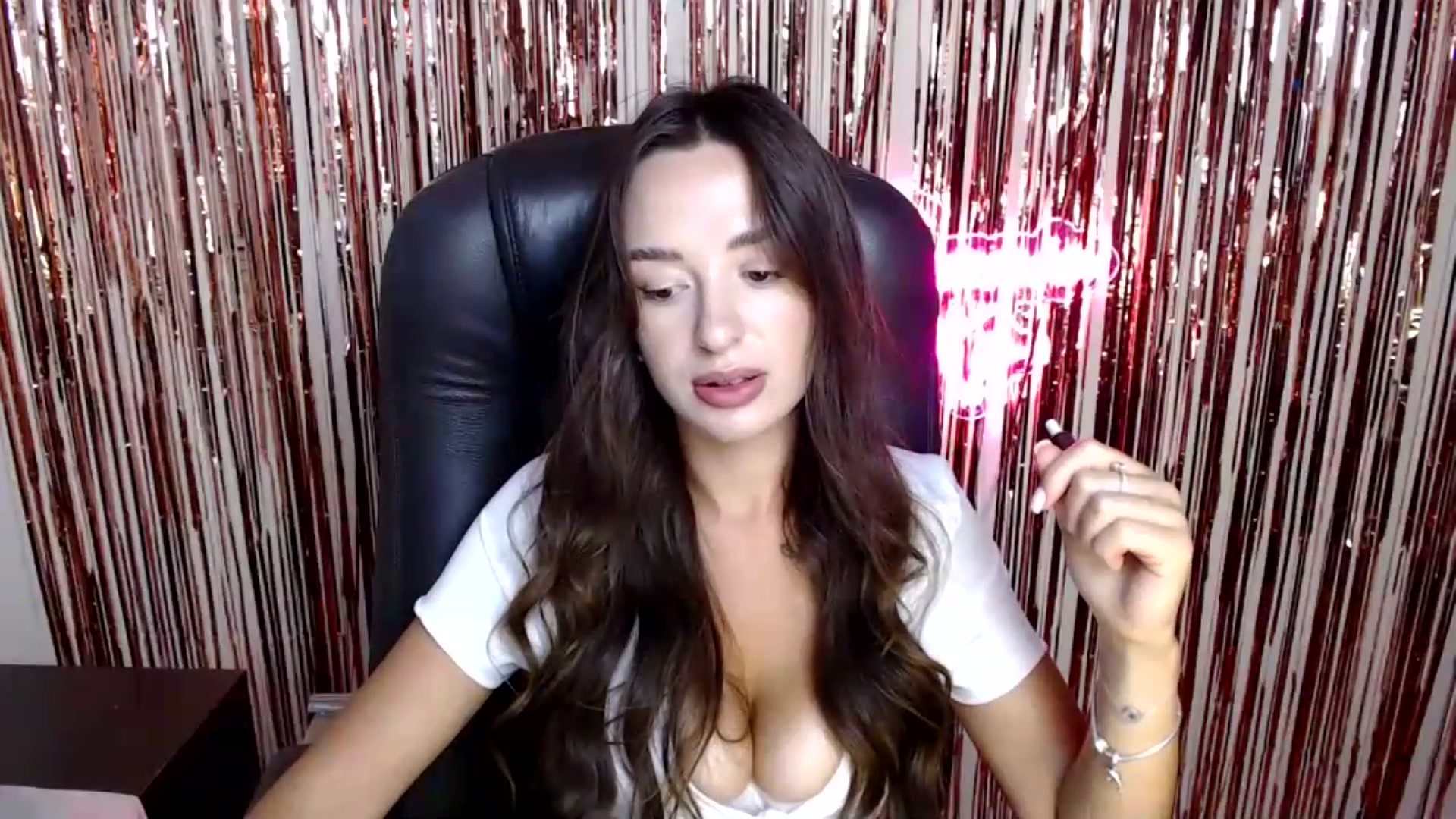 Gallery image thumbnail from BonnieCandy's myfreecams stream on, 07/18/2026, 15:01 image 17 of 20