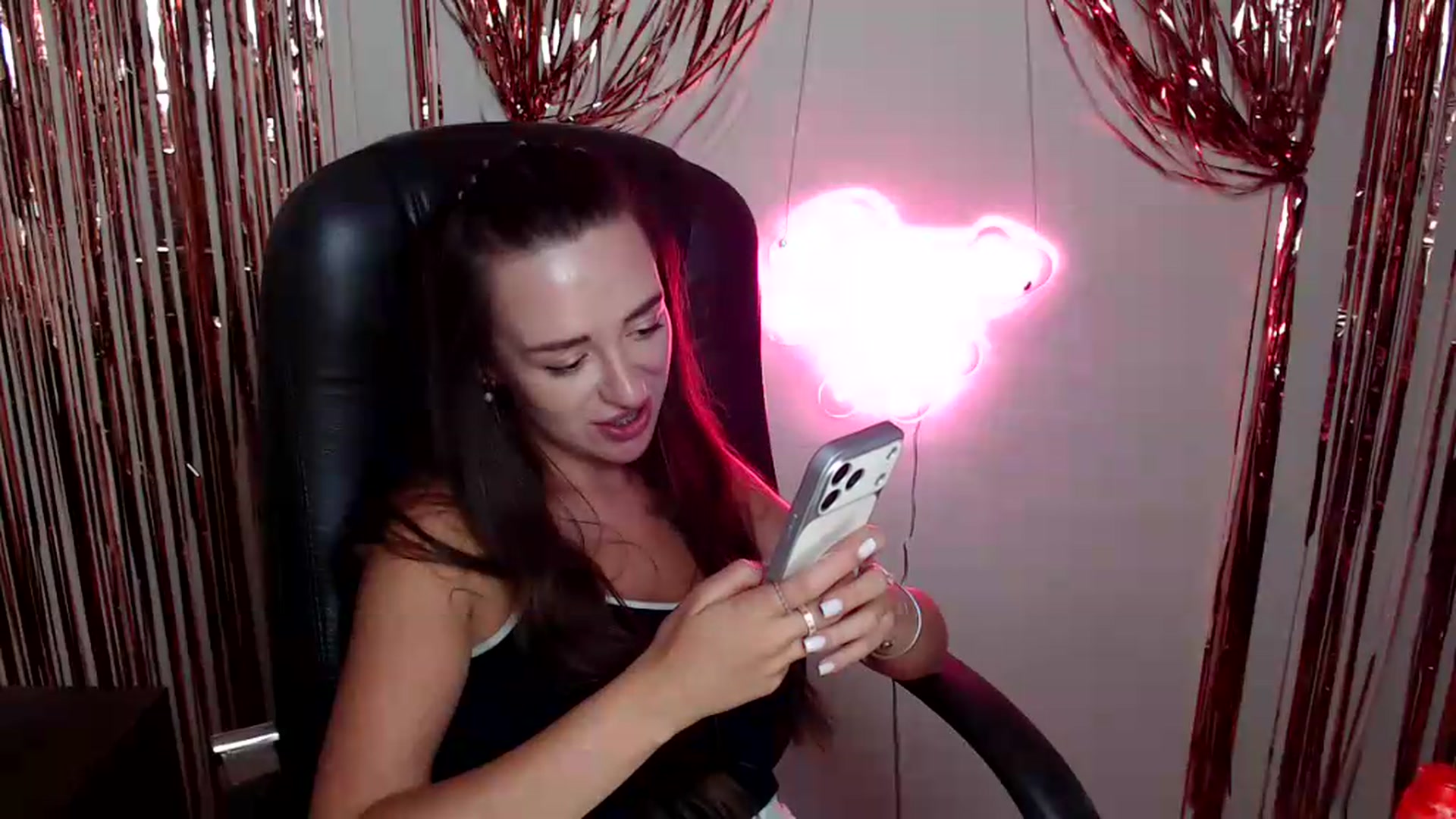 Gallery image thumbnail from BonnieCandy's myfreecams stream on, 08/03/2026, 14:42 image 20 of 20
