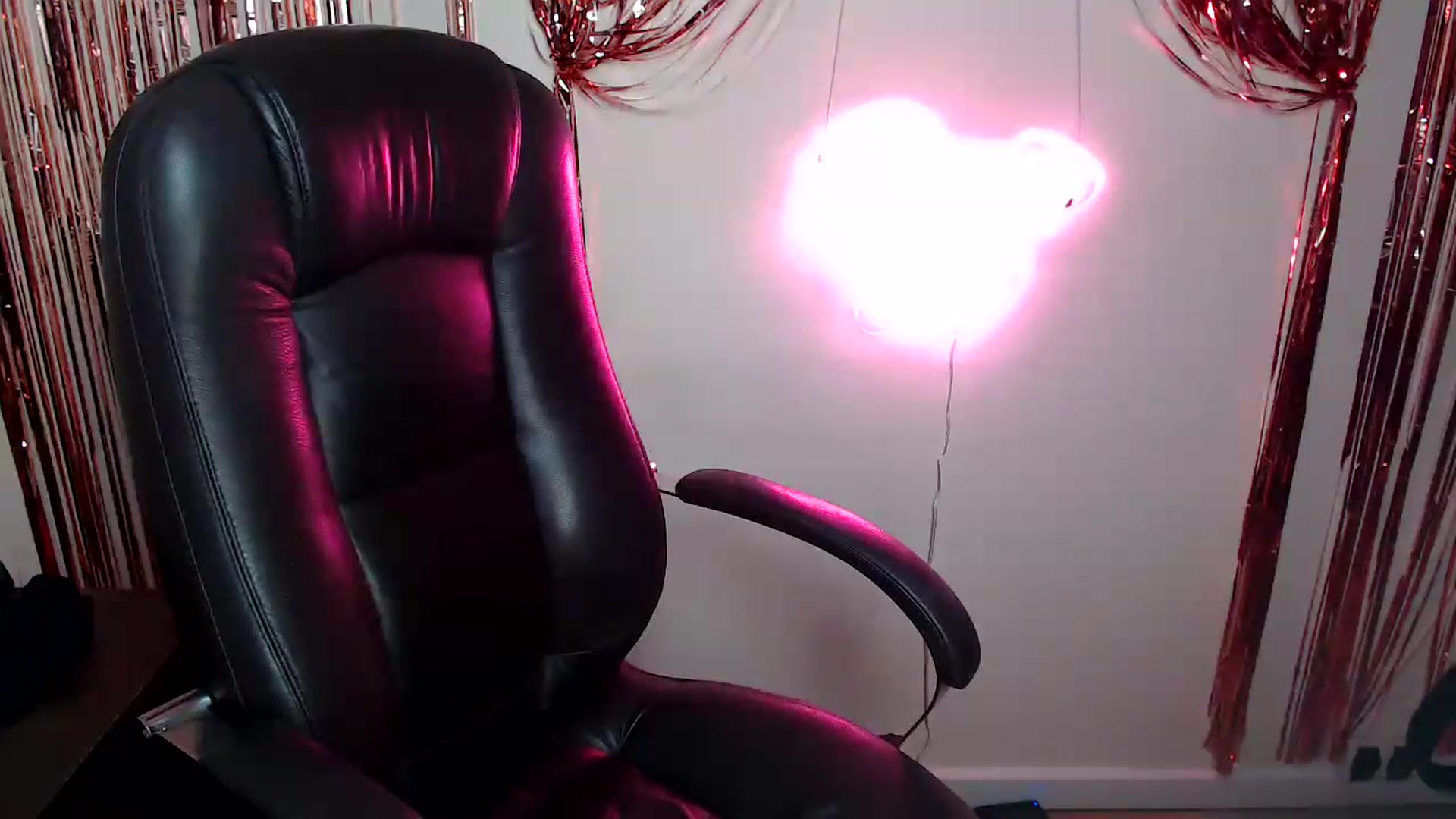 Gallery image thumbnail from BonnieCandy's myfreecams stream on, 08/09/2026, 15:54 image 10 of 20