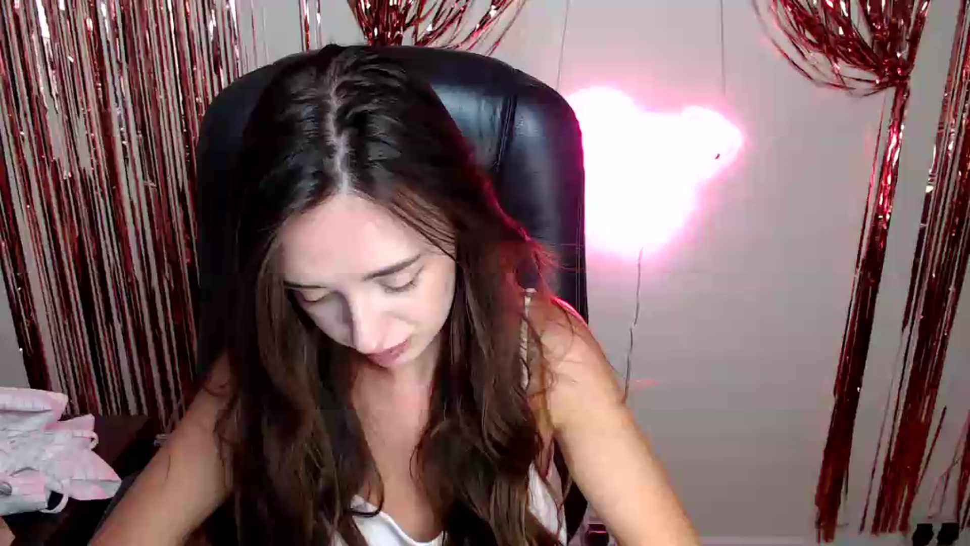 Gallery image thumbnail from BonnieCandy's myfreecams stream on, 08/11/2026, 16:50 image 1 of 20
