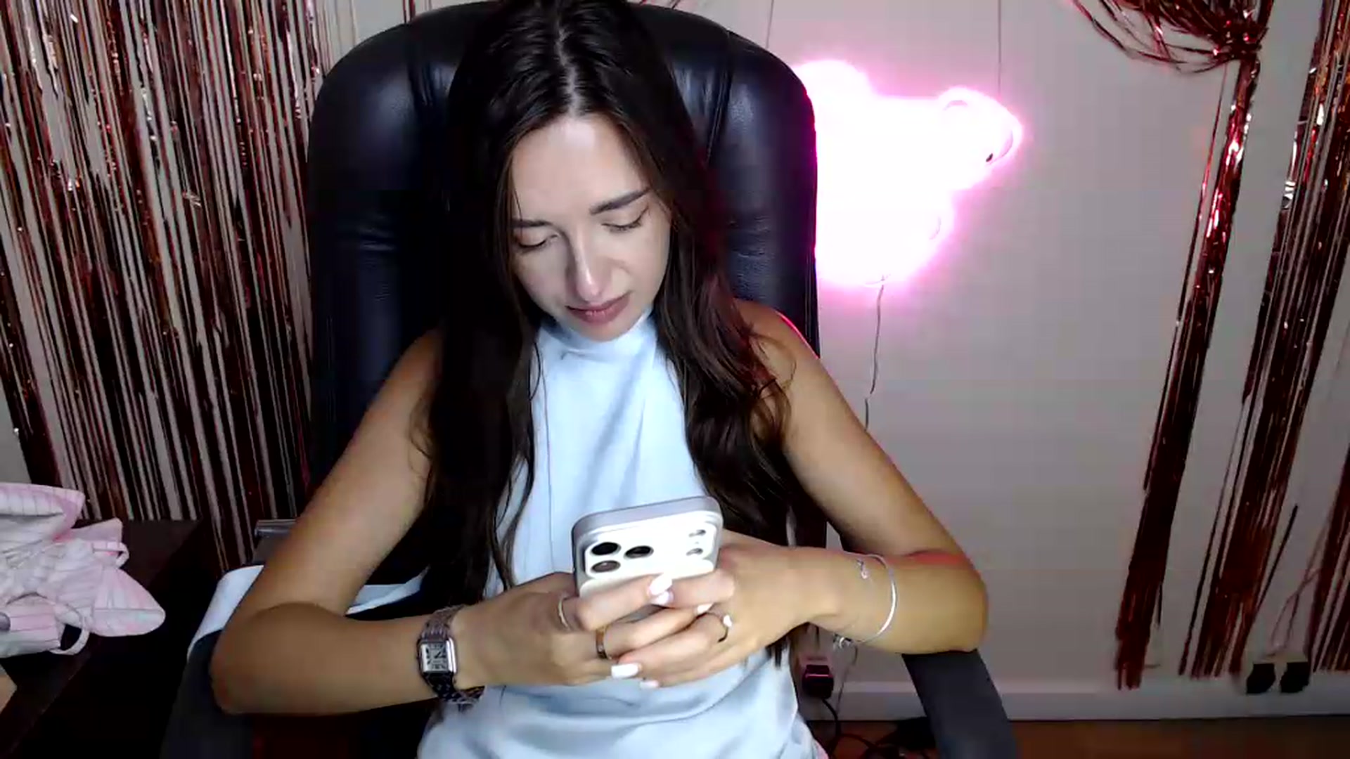 Gallery image thumbnail from BonnieCandy's myfreecams stream on, 08/11/2026, 16:50 image 18 of 20