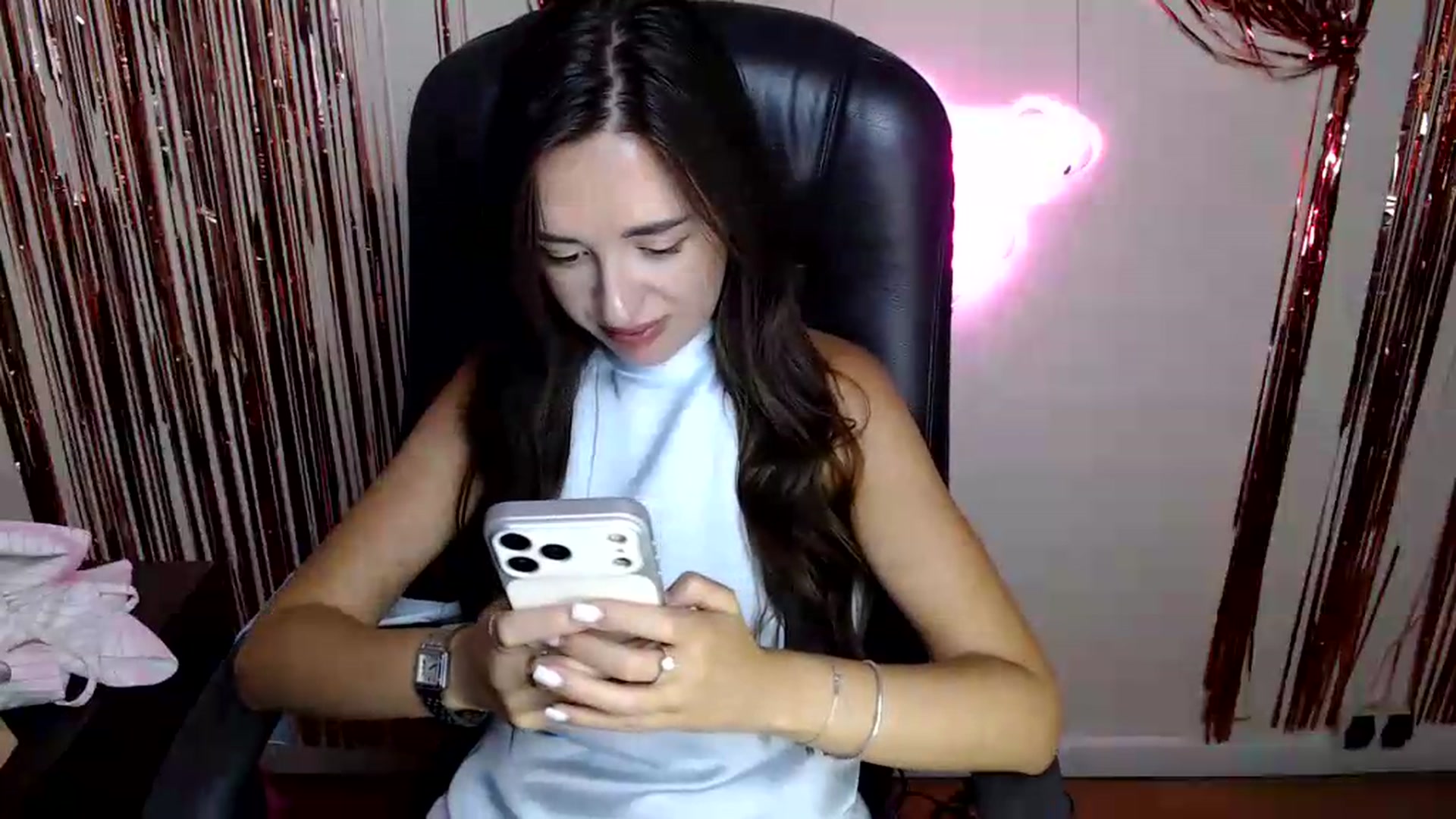 Gallery image thumbnail from BonnieCandy's myfreecams stream on, 08/11/2026, 16:50 image 14 of 20