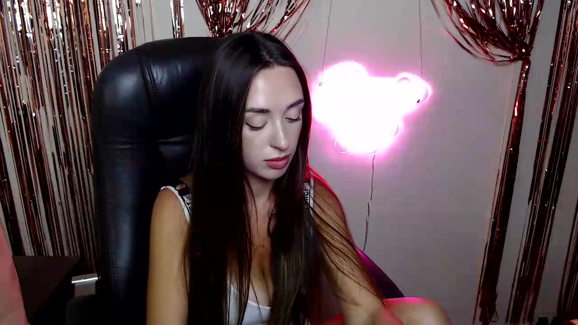 Gallery image thumbnail from BonnieCandy's myfreecams stream on, 08/12/2026, 15:58 image 15 of 20