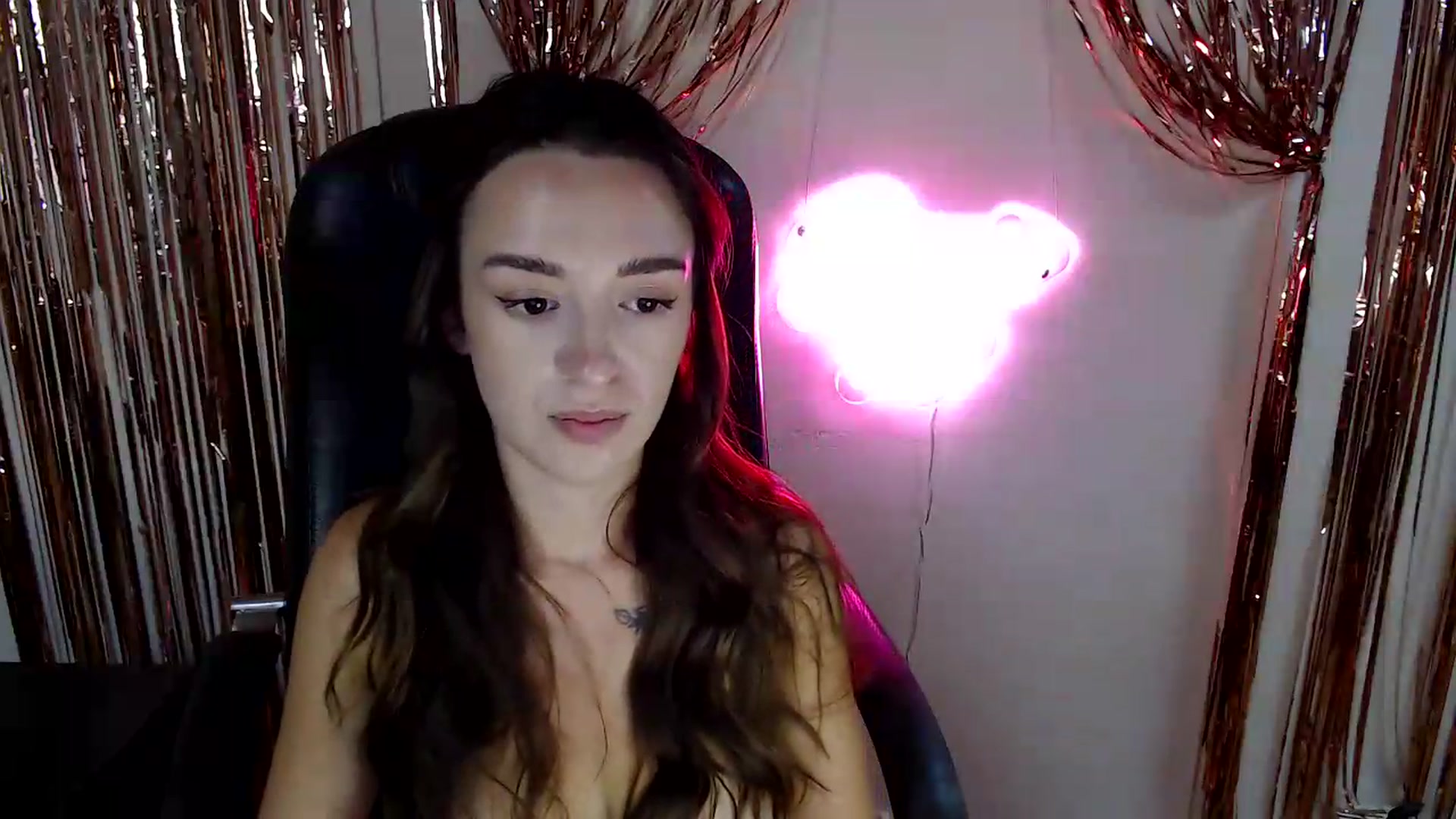 Gallery image thumbnail from BonnieCandy's myfreecams stream on, 08/13/2026, 17:00 image 19 of 20