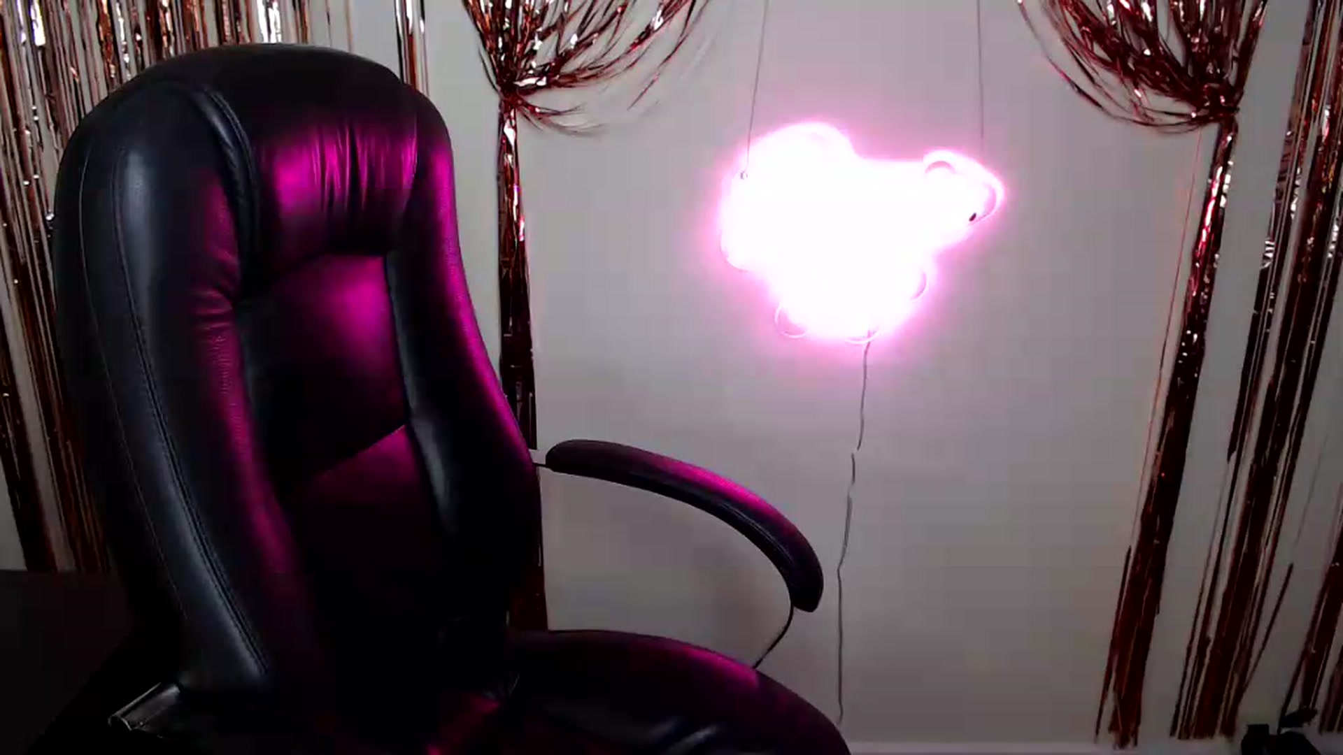 Gallery image thumbnail from BonnieCandy's myfreecams stream on, 08/16/2026, 15:10 image 5 of 20