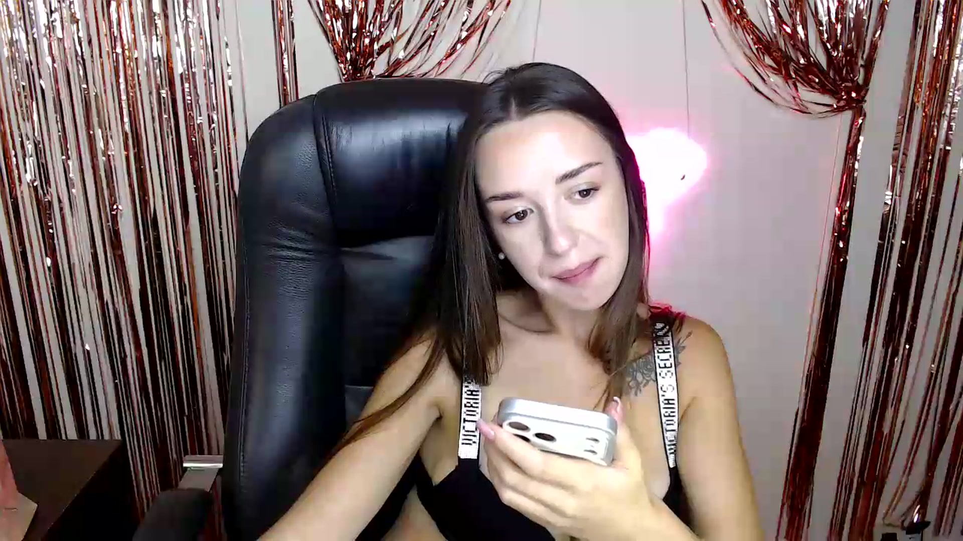 Gallery image thumbnail from BonnieCandy's myfreecams stream on, 08/22/2026, 16:38 image 10 of 20