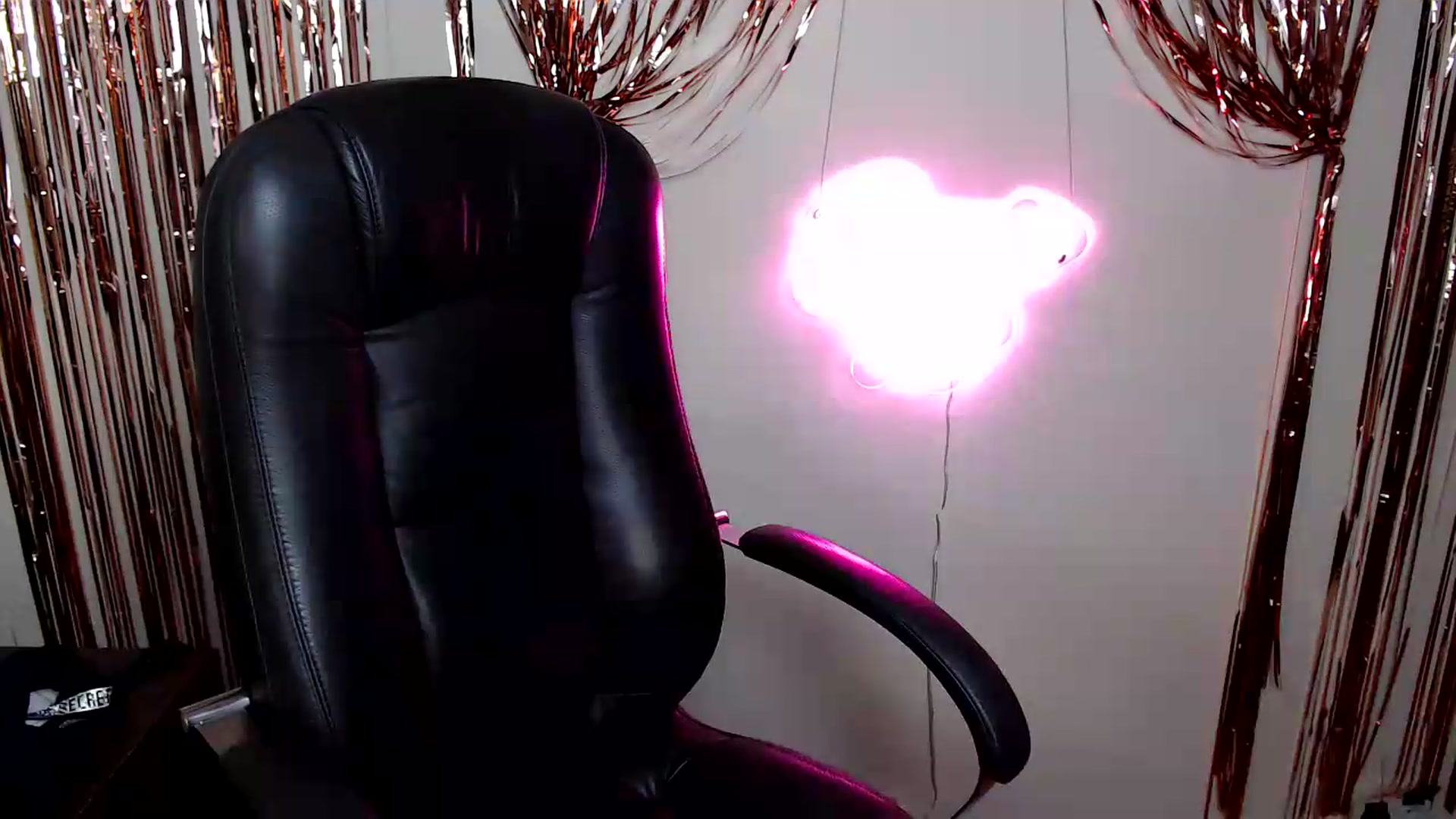 Gallery image thumbnail from BonnieCandy's myfreecams stream on, 08/30/2026, 14:18 image 15 of 20