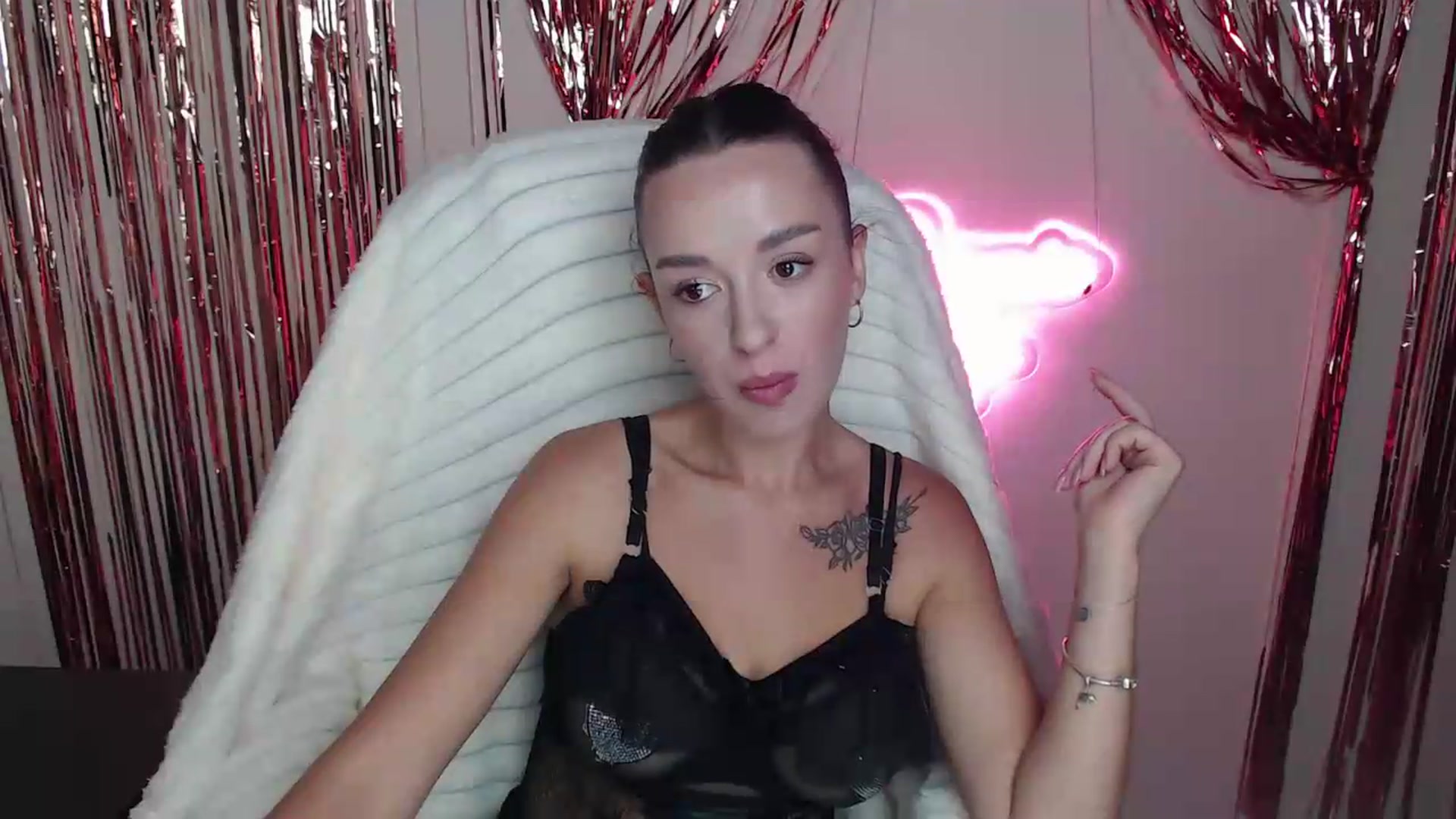 Gallery image thumbnail from BonnieCandy's myfreecams stream on, 09/12/2026, 12:29 image 4 of 20