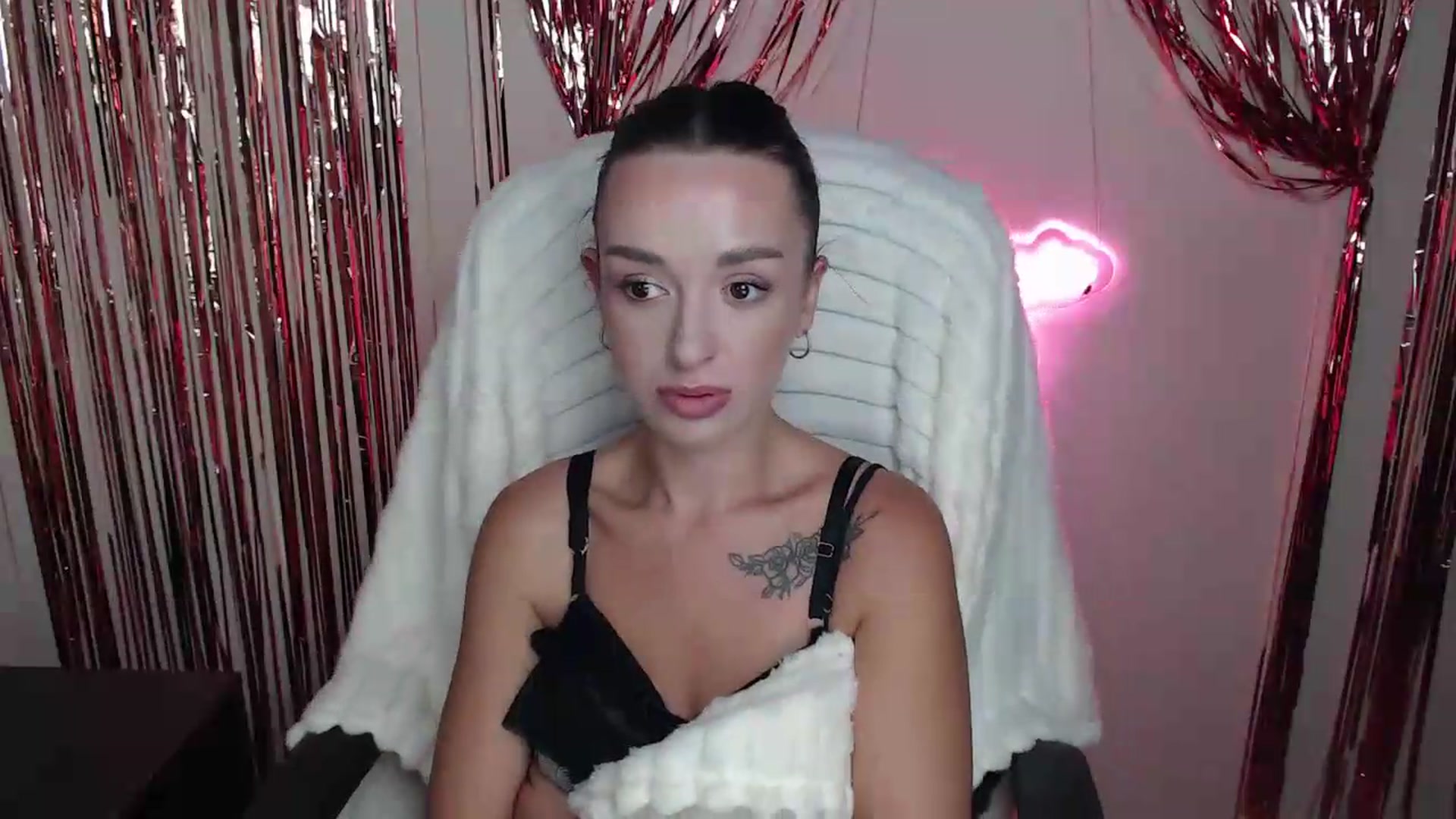 Gallery image thumbnail from BonnieCandy's myfreecams stream on, 09/12/2026, 12:29 image 16 of 20