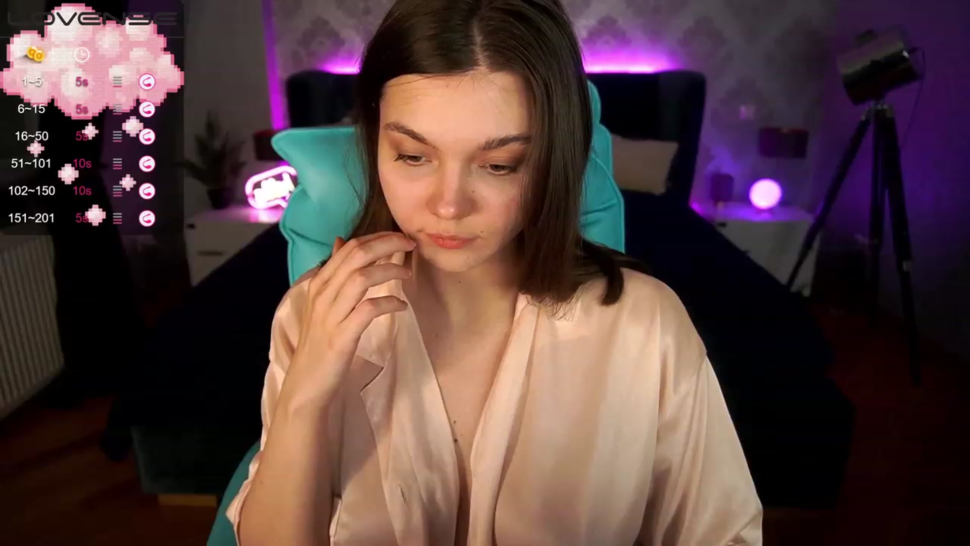 Gallery image thumbnail from BonnieLas's myfreecams stream on, 05/03/2023, 08:07 image 7 of 20