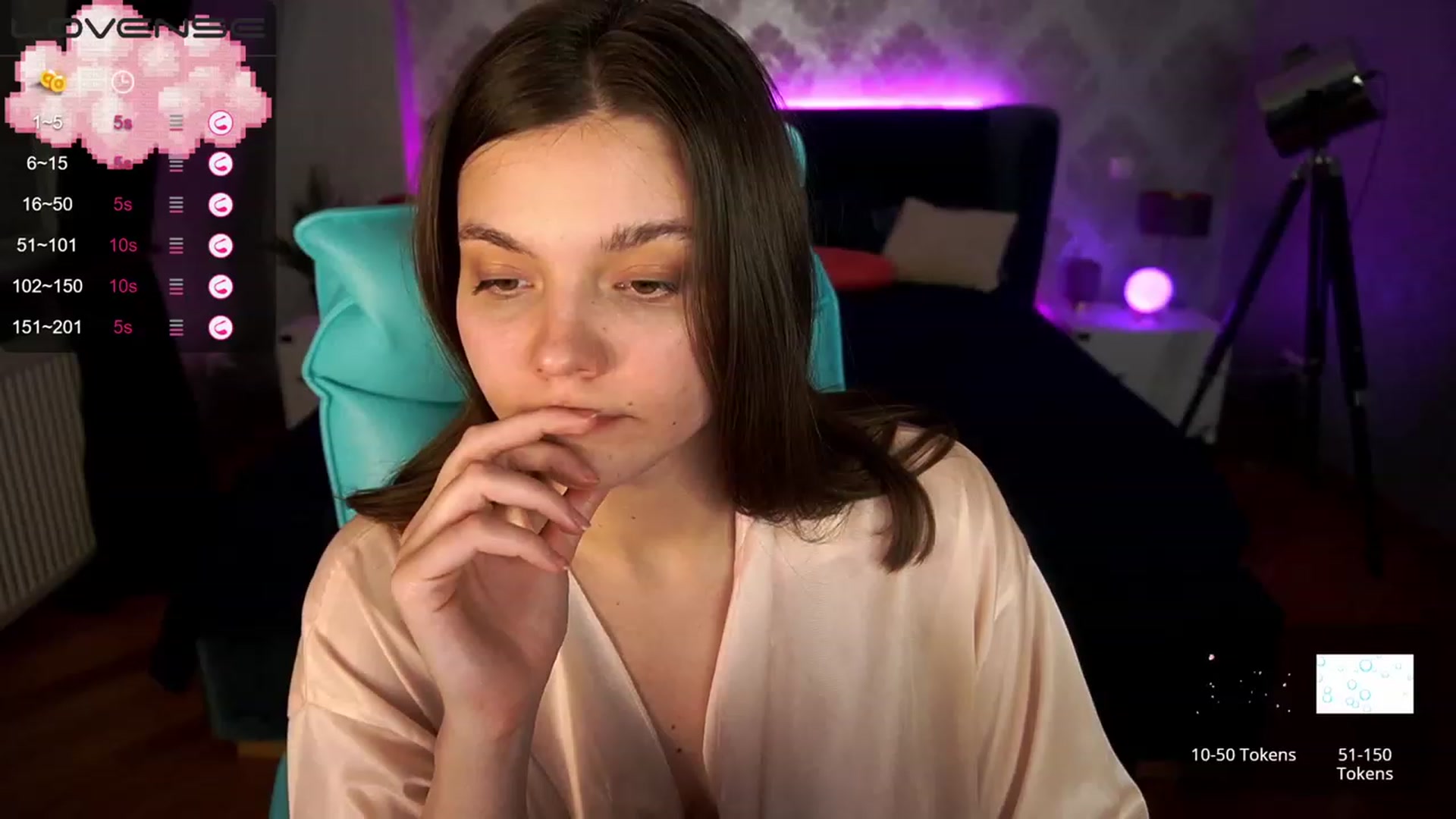 Gallery image thumbnail from BonnieLas's myfreecams stream on, 05/03/2023, 08:07 image 8 of 20