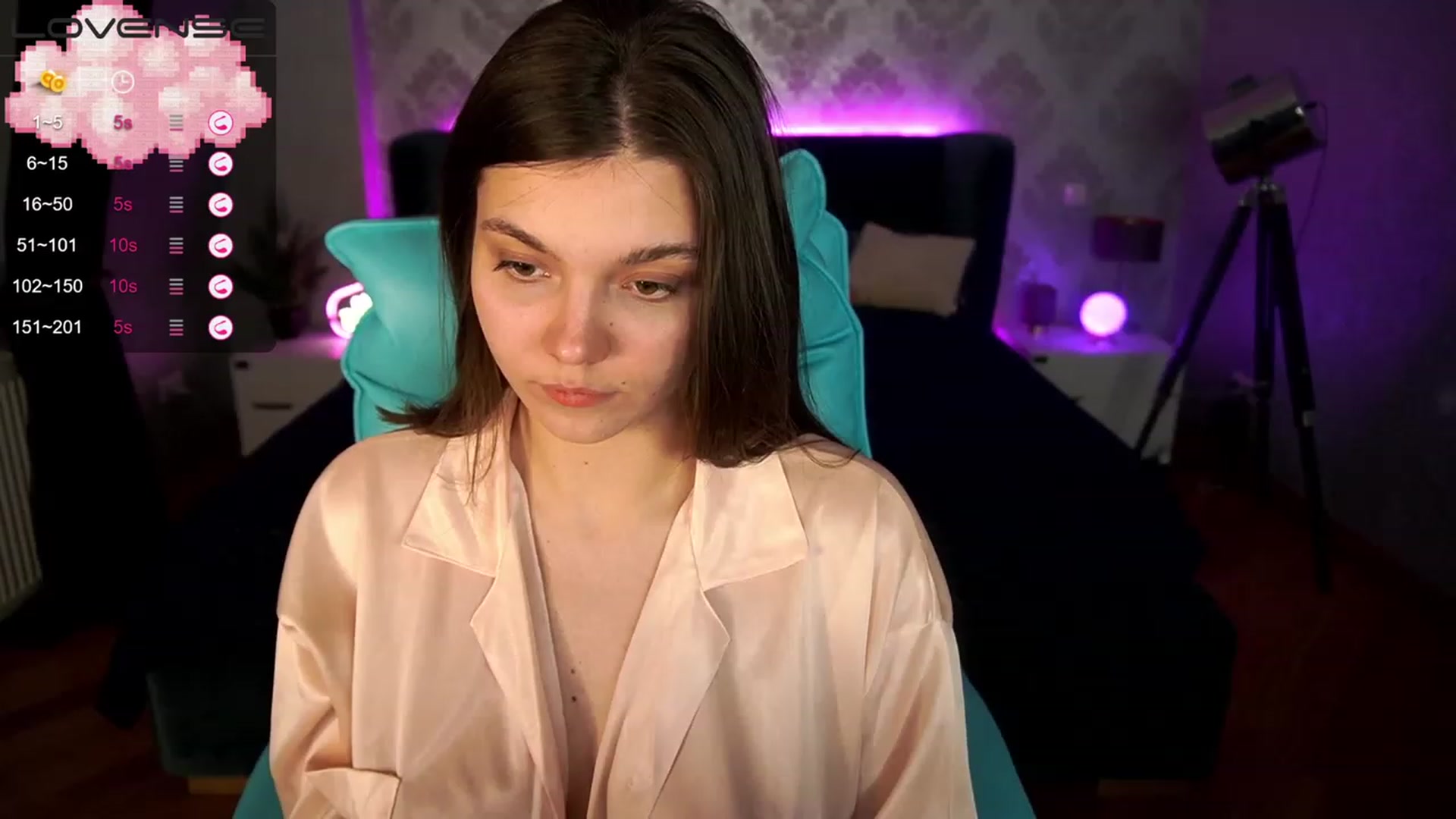 Gallery image thumbnail from BonnieLas's myfreecams stream on, 05/03/2023, 08:07 image 15 of 20