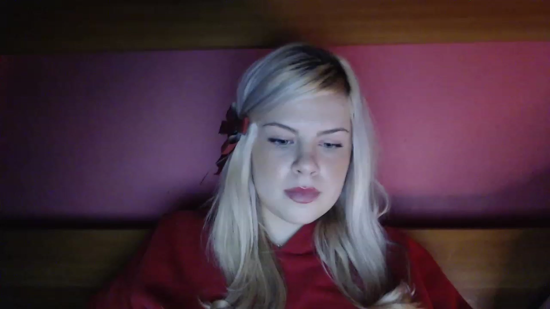 Gallery image thumbnail from BonnieeBlue's myfreecams stream on, 12/25/2022, 01:08 image 12 of 20