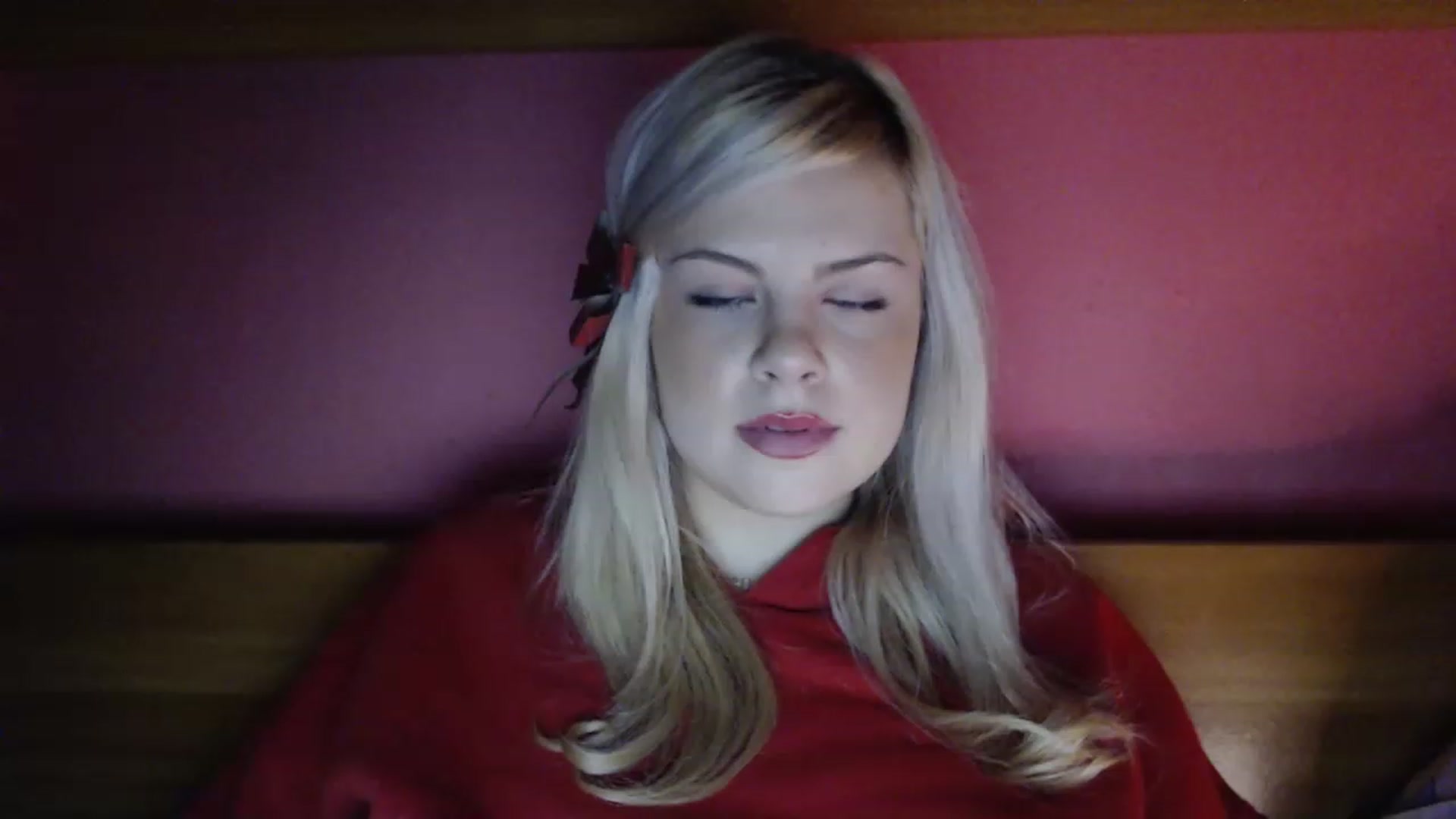 Gallery image thumbnail from BonnieeBlue's myfreecams stream on, 12/25/2022, 01:08 image 17 of 20