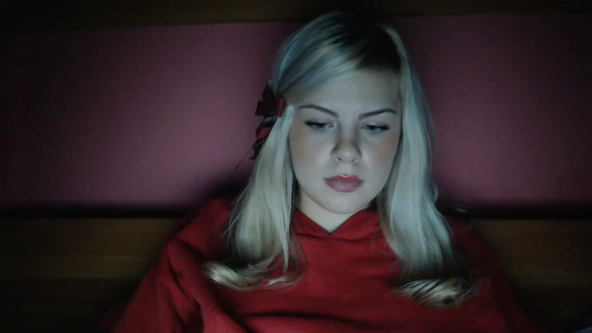 Gallery image thumbnail from BonnieeBlue's myfreecams stream on, 12/25/2022, 01:08 image 18 of 20