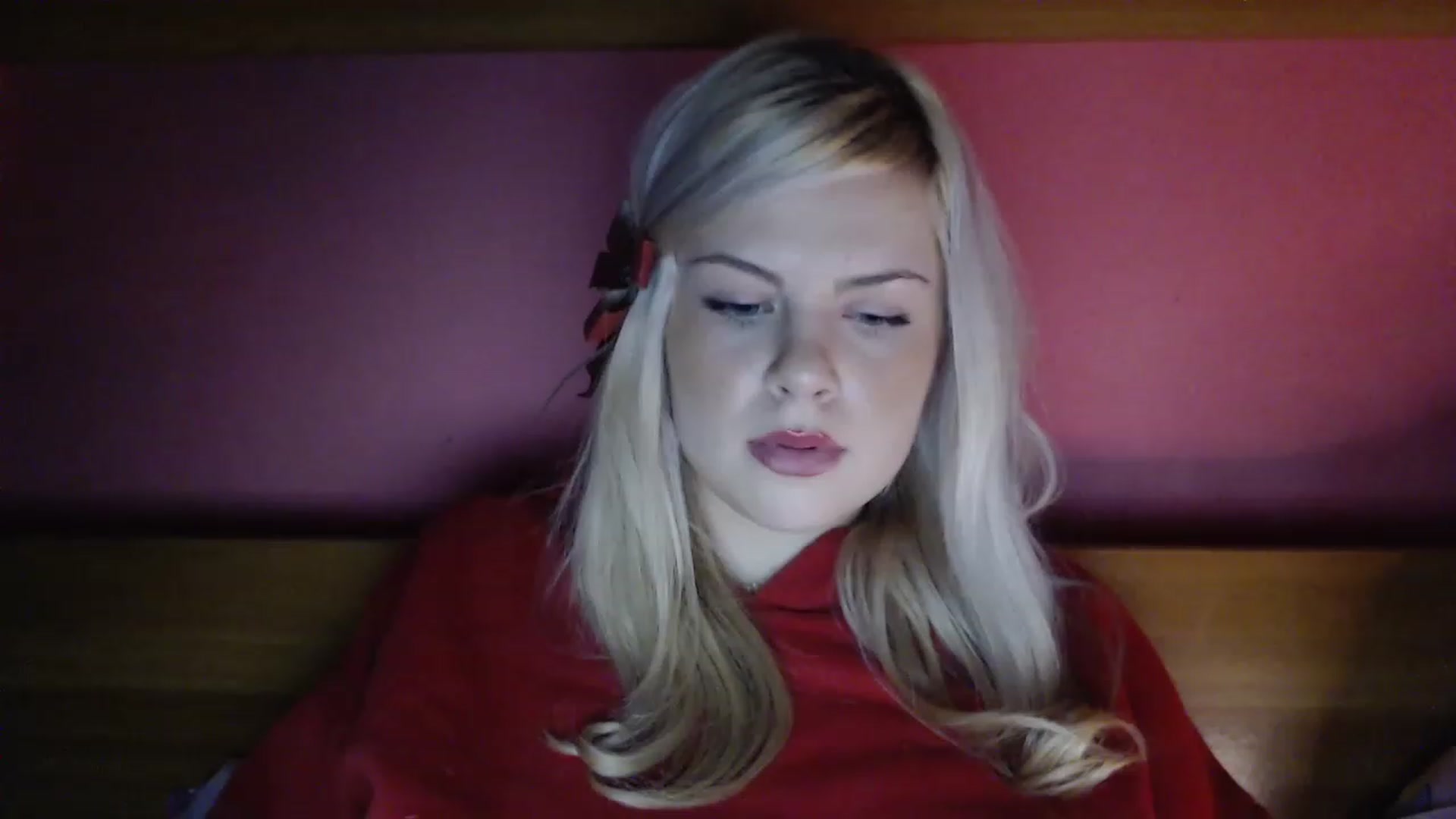 Gallery image thumbnail from BonnieeBlue's myfreecams stream on, 12/25/2022, 01:08 image 15 of 20