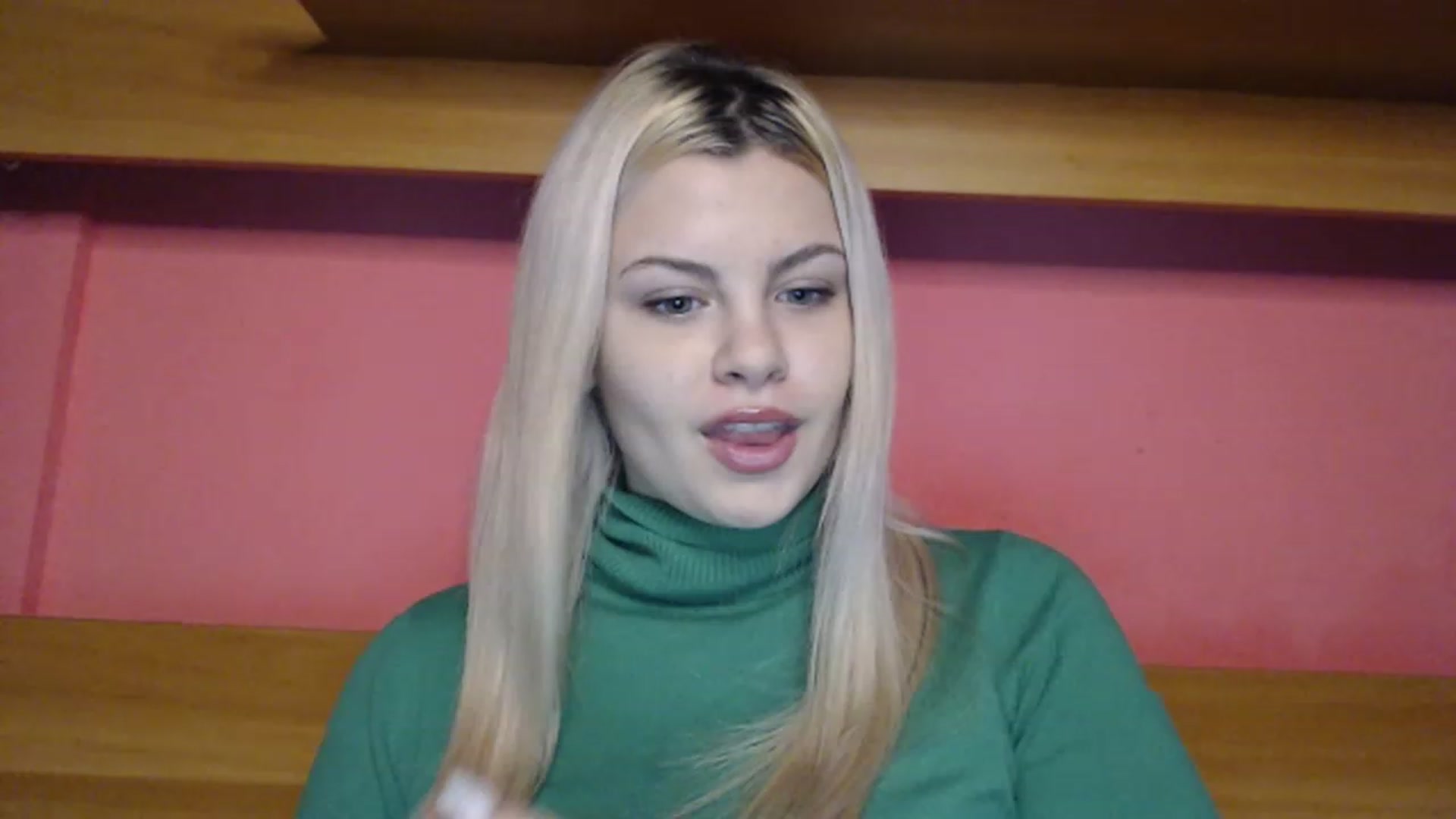Gallery image thumbnail from BonnieeBlue's myfreecams stream on, 12/26/2022, 12:51 image 13 of 20