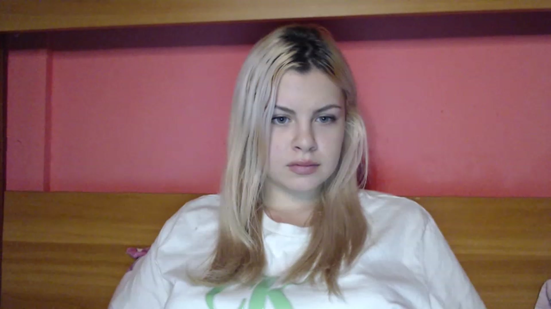 Gallery image thumbnail from BonnieeBlue's myfreecams stream on, 12/26/2022, 14:33 image 5 of 20