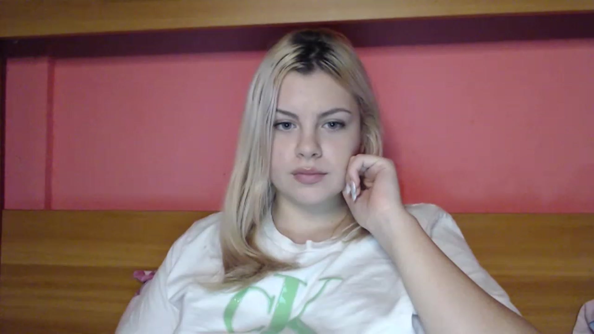 Gallery image thumbnail from BonnieeBlue's myfreecams stream on, 12/26/2022, 14:33 image 9 of 20