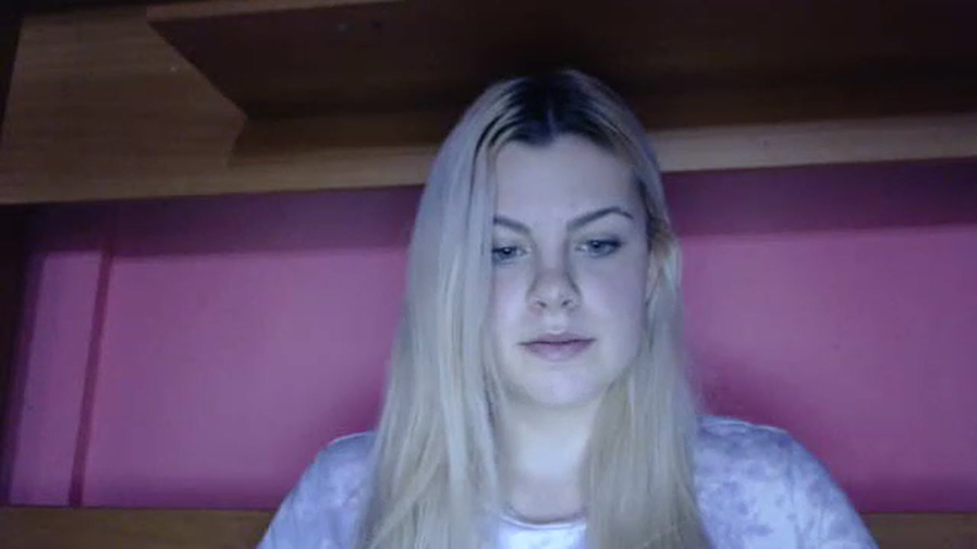 Gallery image thumbnail from BonnieeBlue's myfreecams stream on, 12/29/2022, 13:53 image 13 of 20