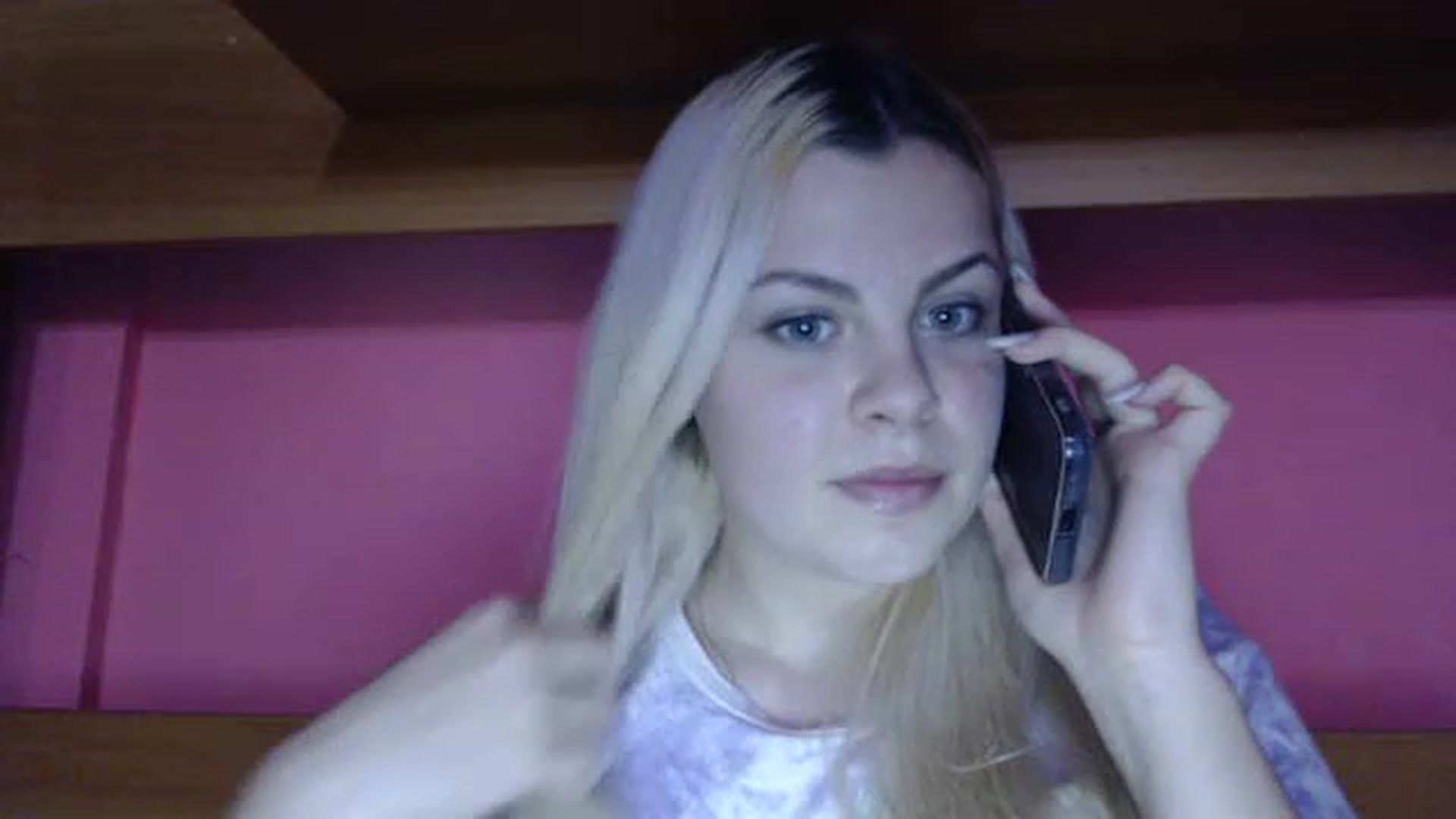 Gallery image thumbnail from BonnieeBlue's myfreecams stream on, 12/29/2022, 13:53 image 6 of 20