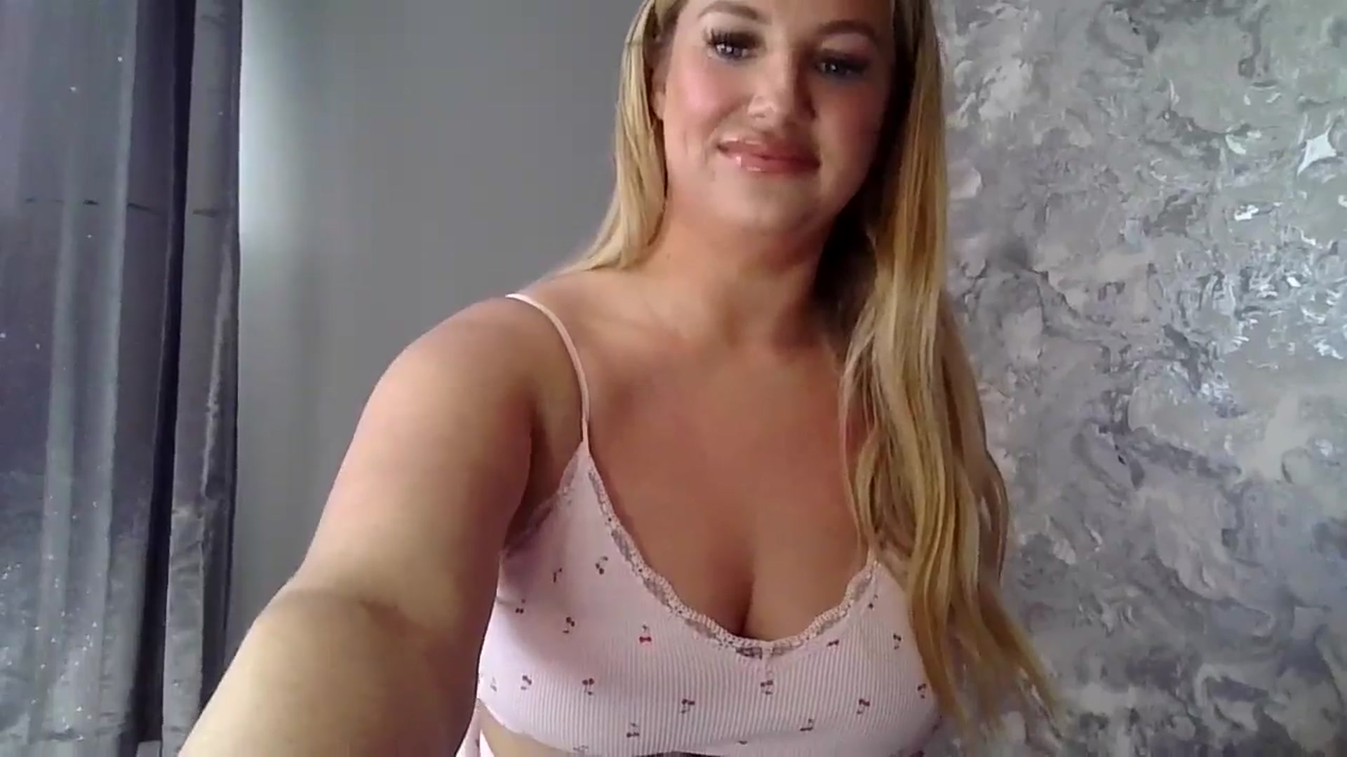Gallery image thumbnail from Bonniex5's myfreecams stream on, 03/18/2025, 11:08 image 18 of 20