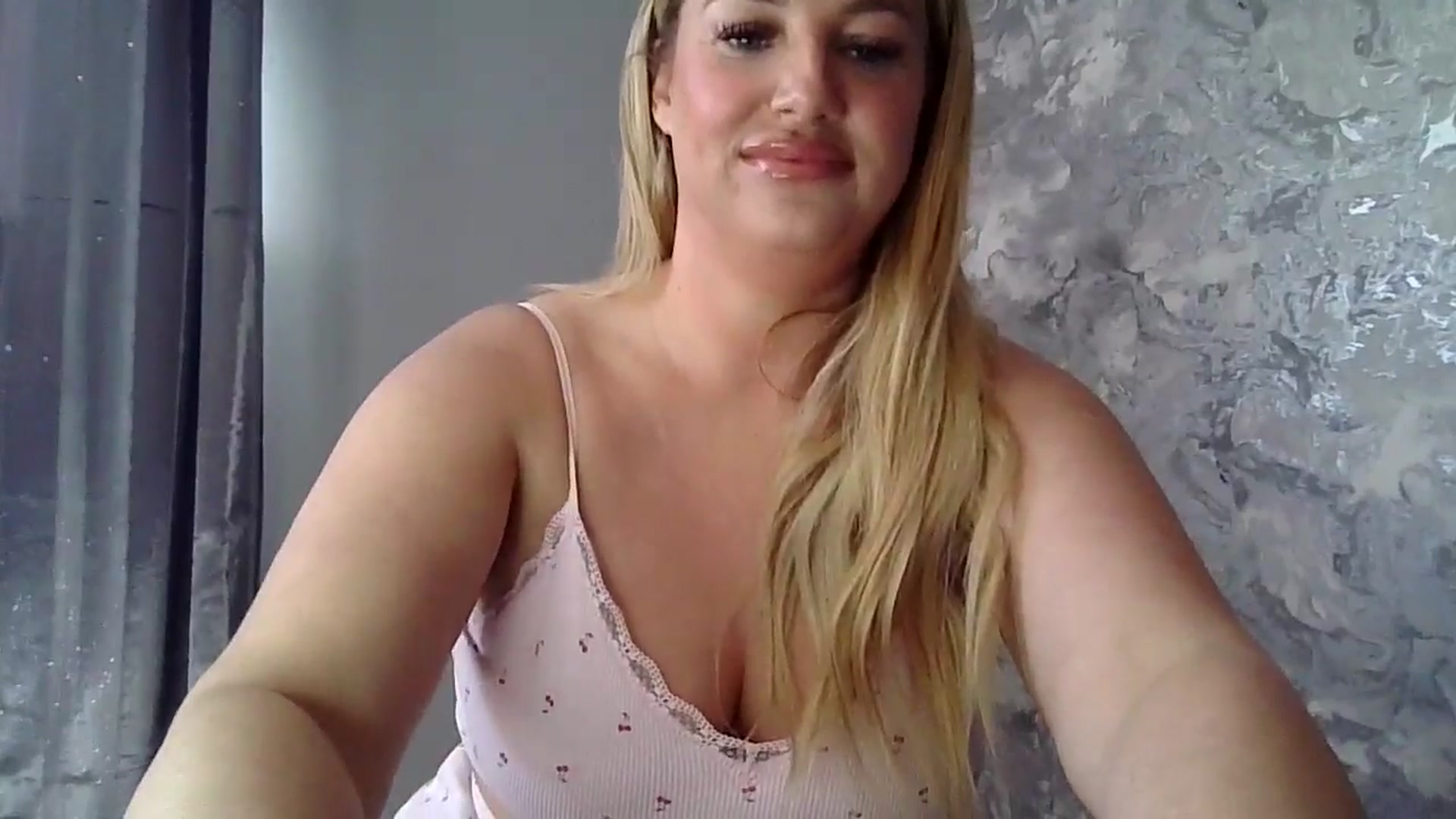 Gallery image thumbnail from Bonniex5's myfreecams stream on, 03/18/2025, 11:08 image 13 of 20