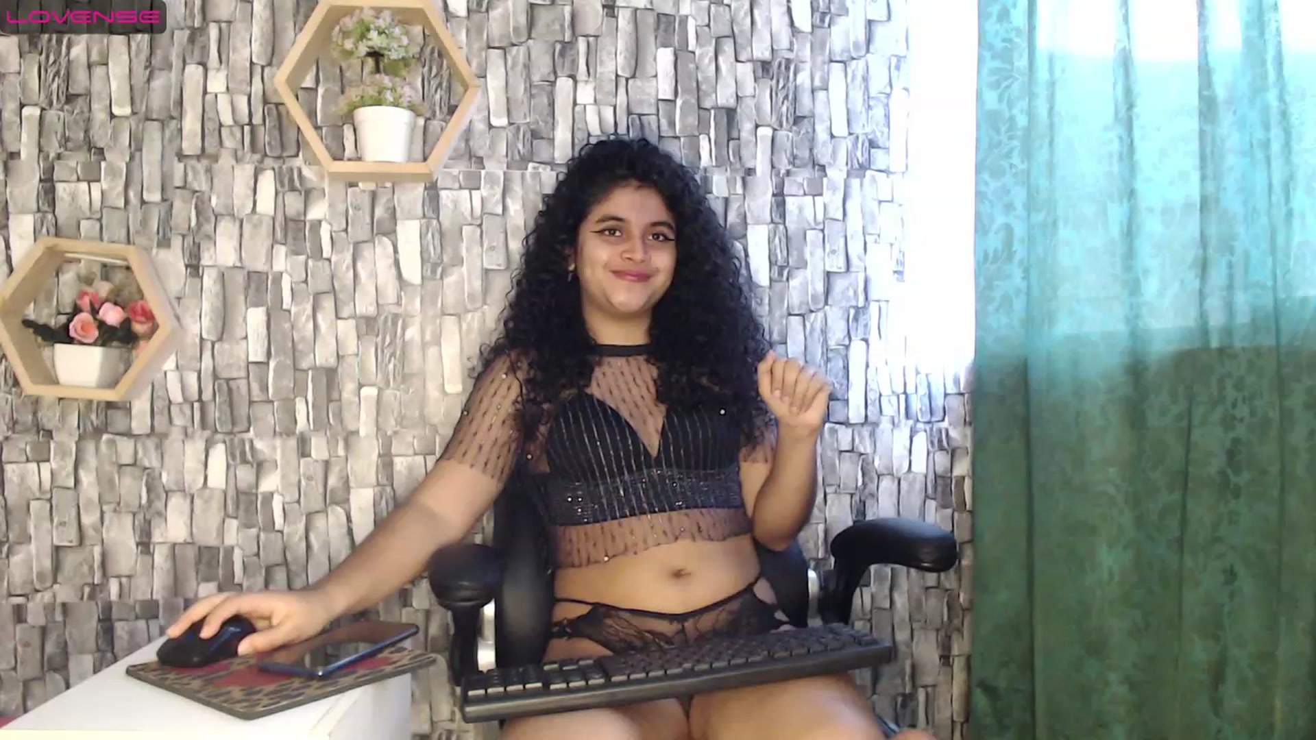 Gallery image thumbnail from Bonniiexx's myfreecams stream on, 12/24/2022, 22:33 image 4 of 20