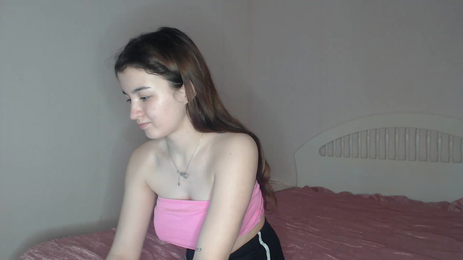 Gallery image thumbnail from Bonnikukla's myfreecams stream on, 11/25/2022, 24:06 image 3 of 20
