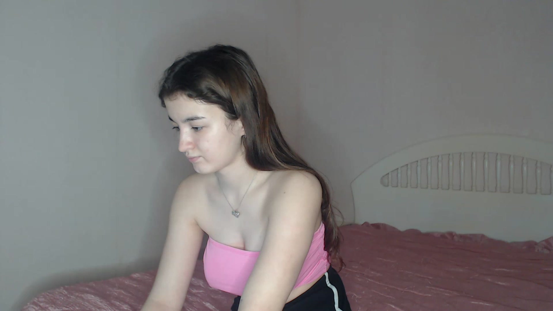 Gallery image thumbnail from Bonnikukla's myfreecams stream on, 11/25/2022, 01:42 image 11 of 20