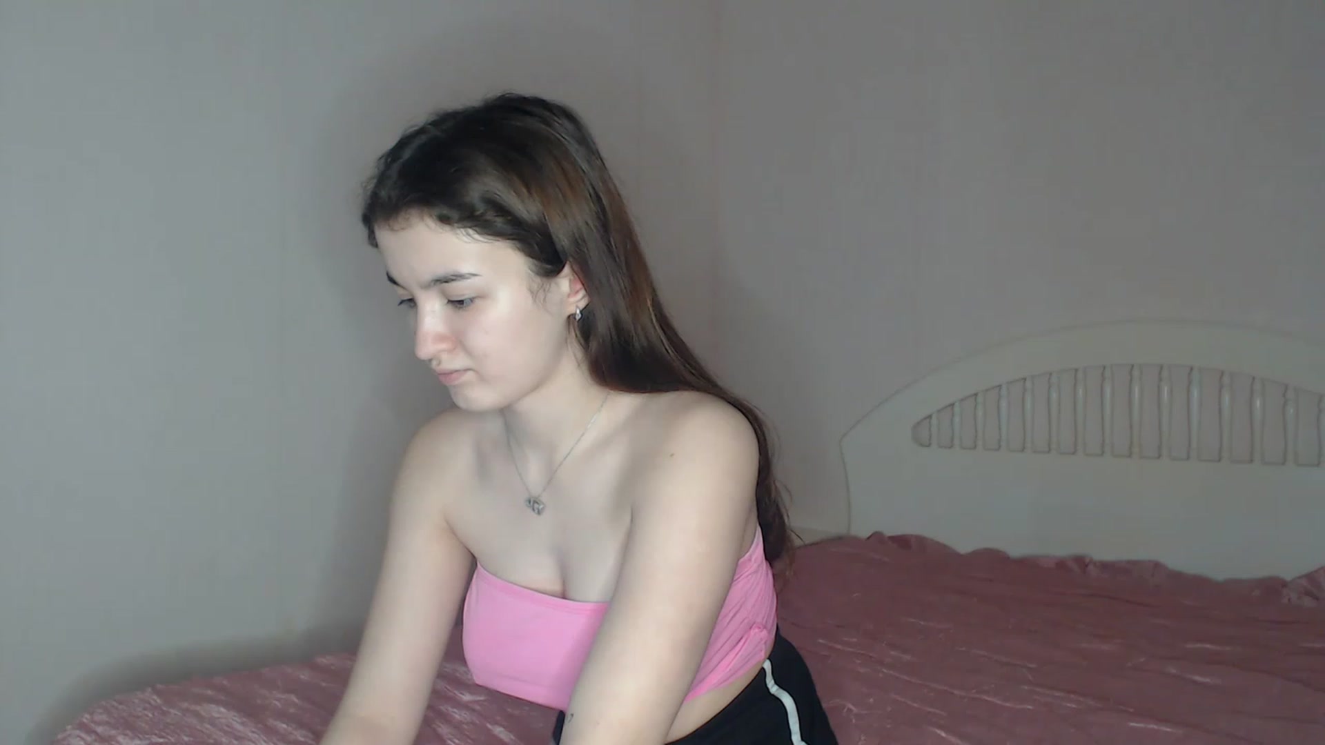 Gallery image thumbnail from Bonnikukla's myfreecams stream on, 11/25/2022, 01:42 image 9 of 20
