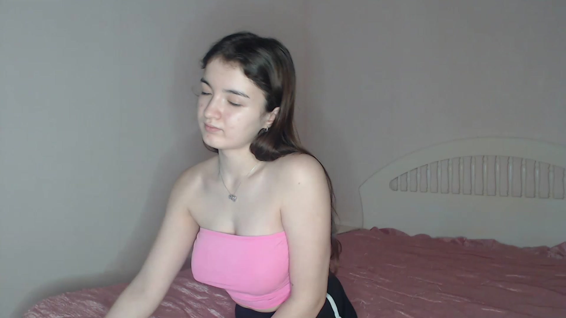 Gallery image thumbnail from Bonnikukla's myfreecams stream on, 11/25/2022, 01:57 image 13 of 20