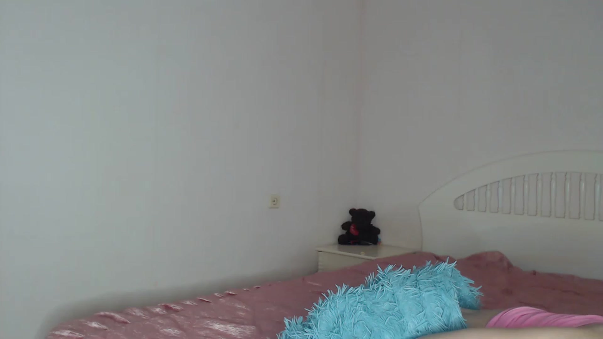 Gallery image thumbnail from Bonnikukla's myfreecams stream on, 12/01/2022, 24:32 image 1 of 20