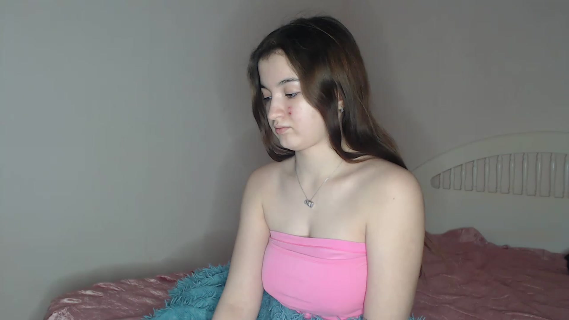 Gallery image thumbnail from Bonnikukla's myfreecams stream on, 12/01/2022, 02:25 image 6 of 20
