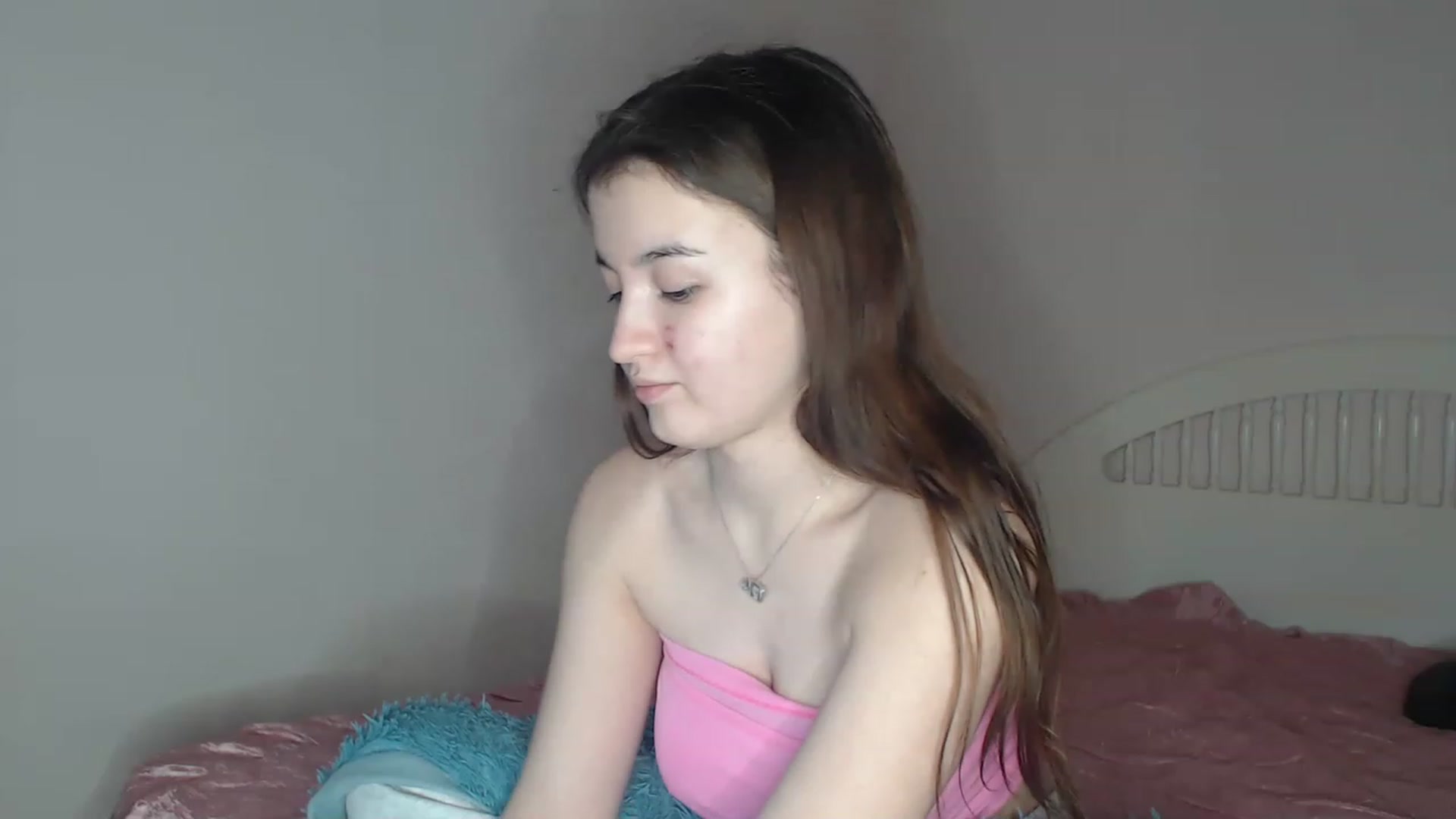 Gallery image thumbnail from Bonnikukla's myfreecams stream on, 12/01/2022, 02:25 image 18 of 20
