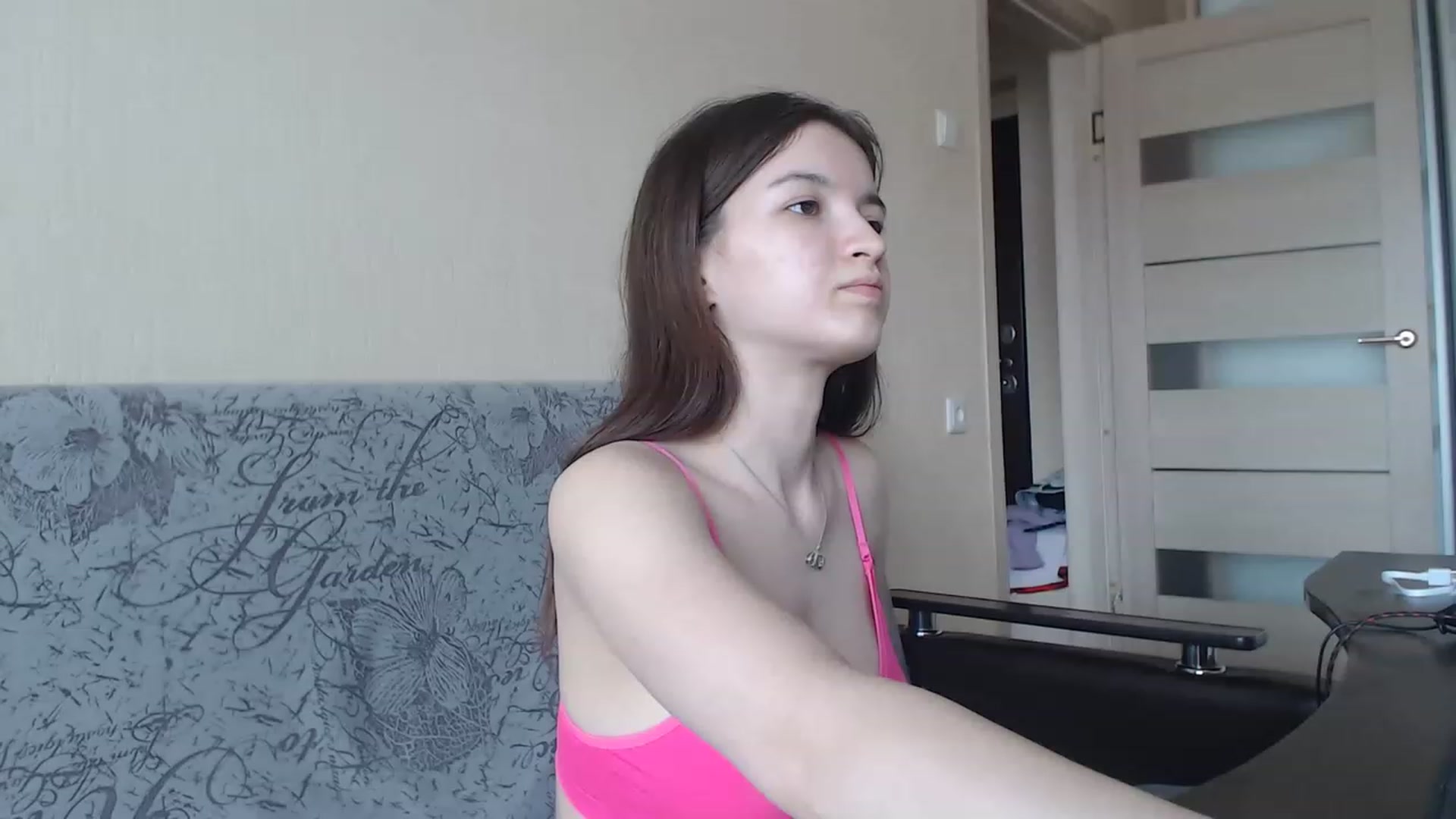 Gallery image thumbnail from Bonnikukla's myfreecams stream on, 06/19/2023, 07:50 image 20 of 20