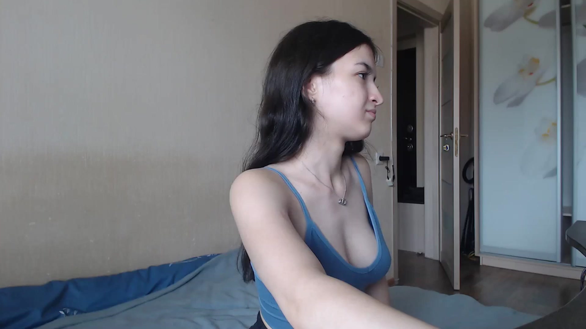 Gallery image thumbnail from Bonnikukla's myfreecams stream on, 08/26/2023, 07:18 image 12 of 20