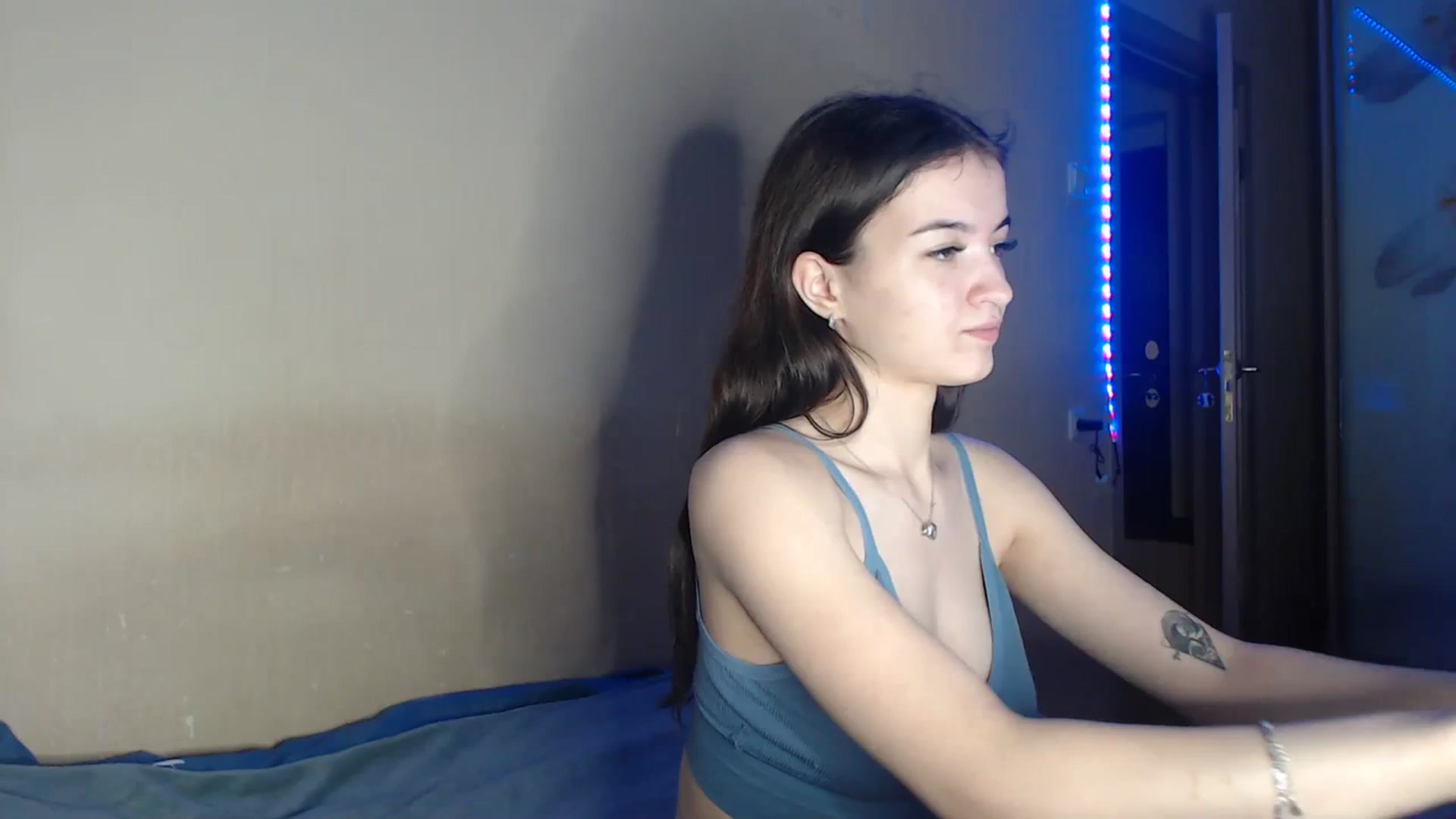 Gallery image thumbnail from Bonnikukla's myfreecams stream on, 09/15/2023, 20:40 image 1 of 20