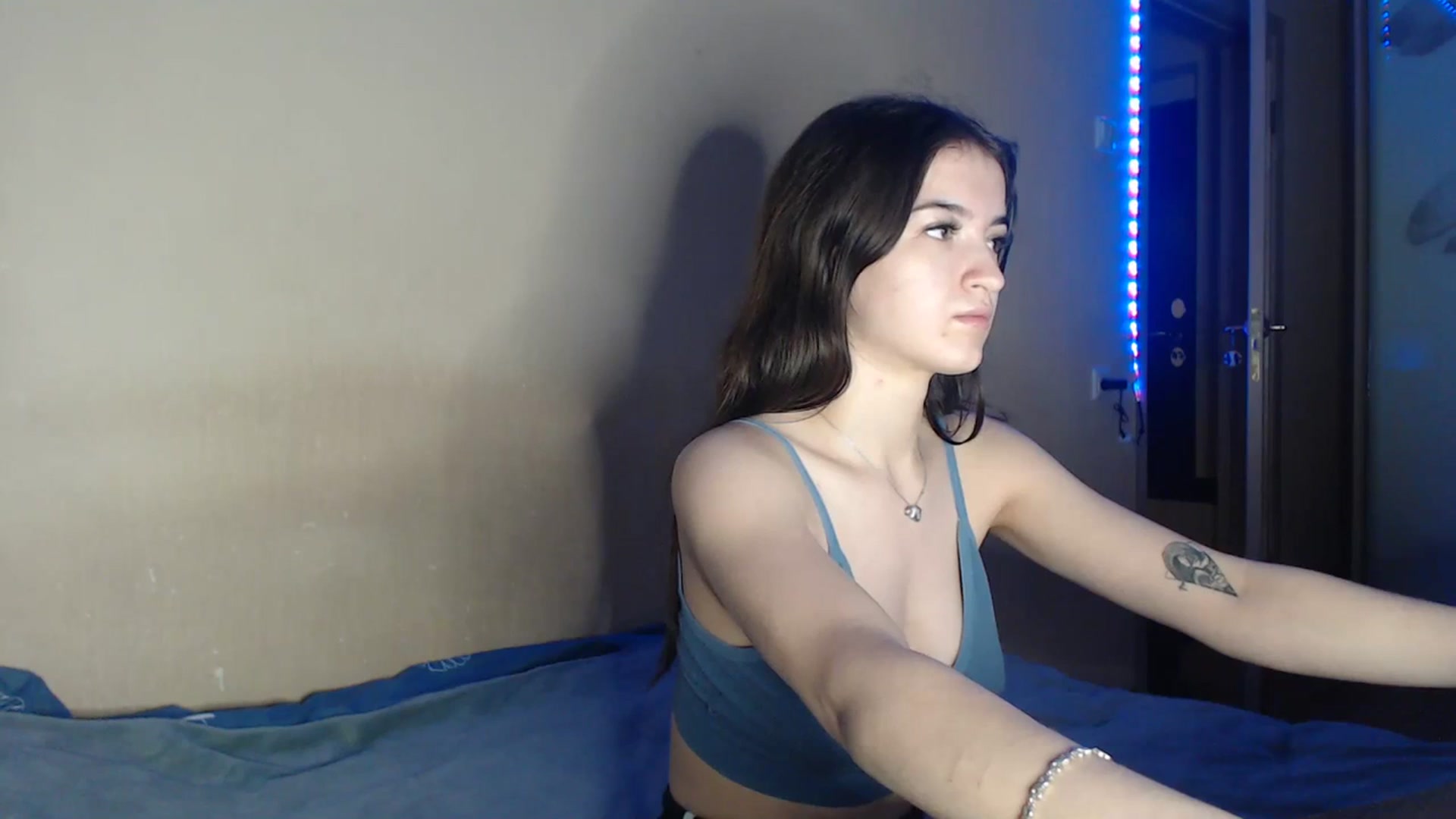 Gallery image thumbnail from Bonnikukla's myfreecams stream on, 09/15/2023, 21:42 image 14 of 20