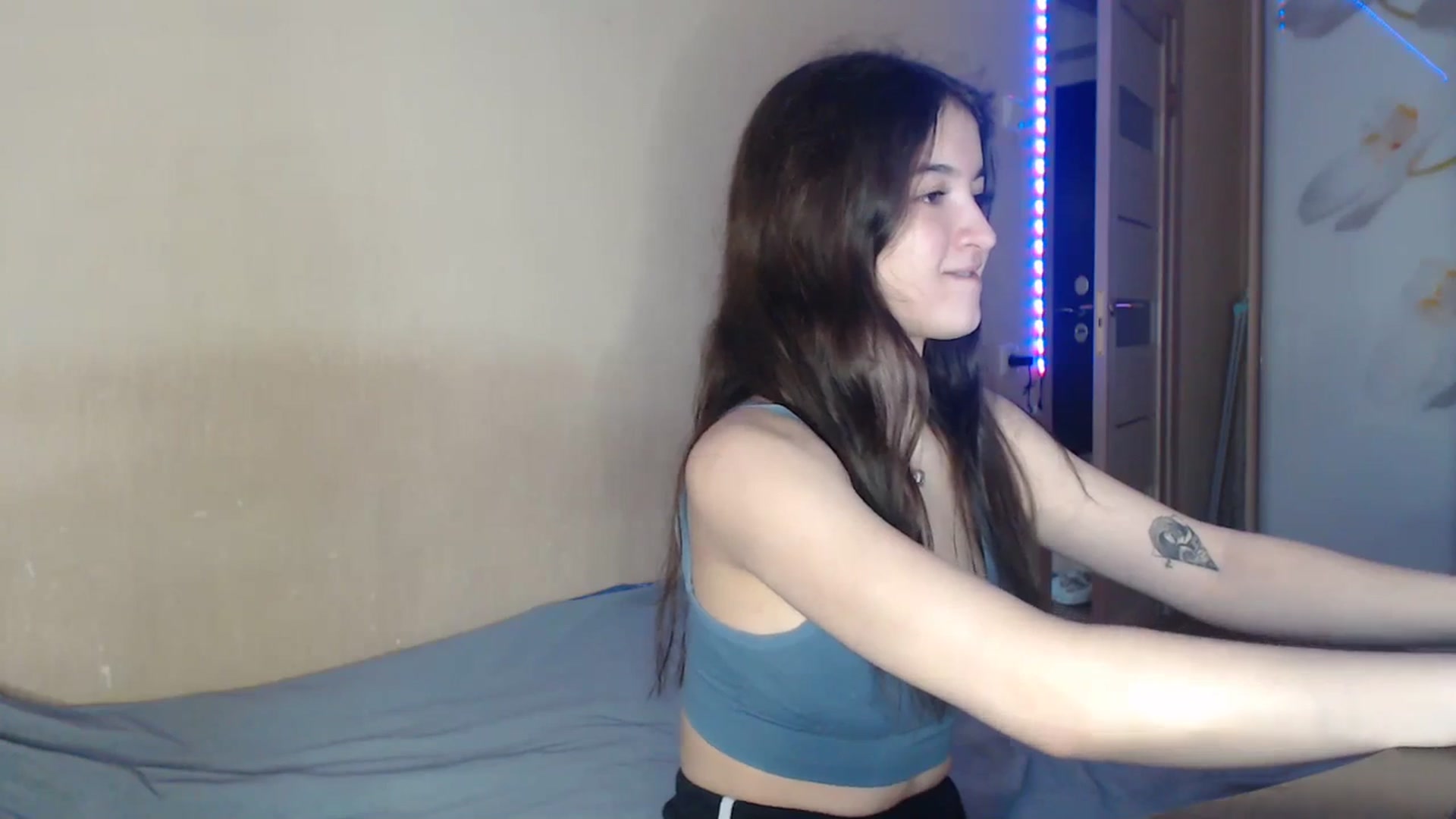 Gallery image thumbnail from Bonnikukla's myfreecams stream on, 09/29/2023, 08:30 image 3 of 20