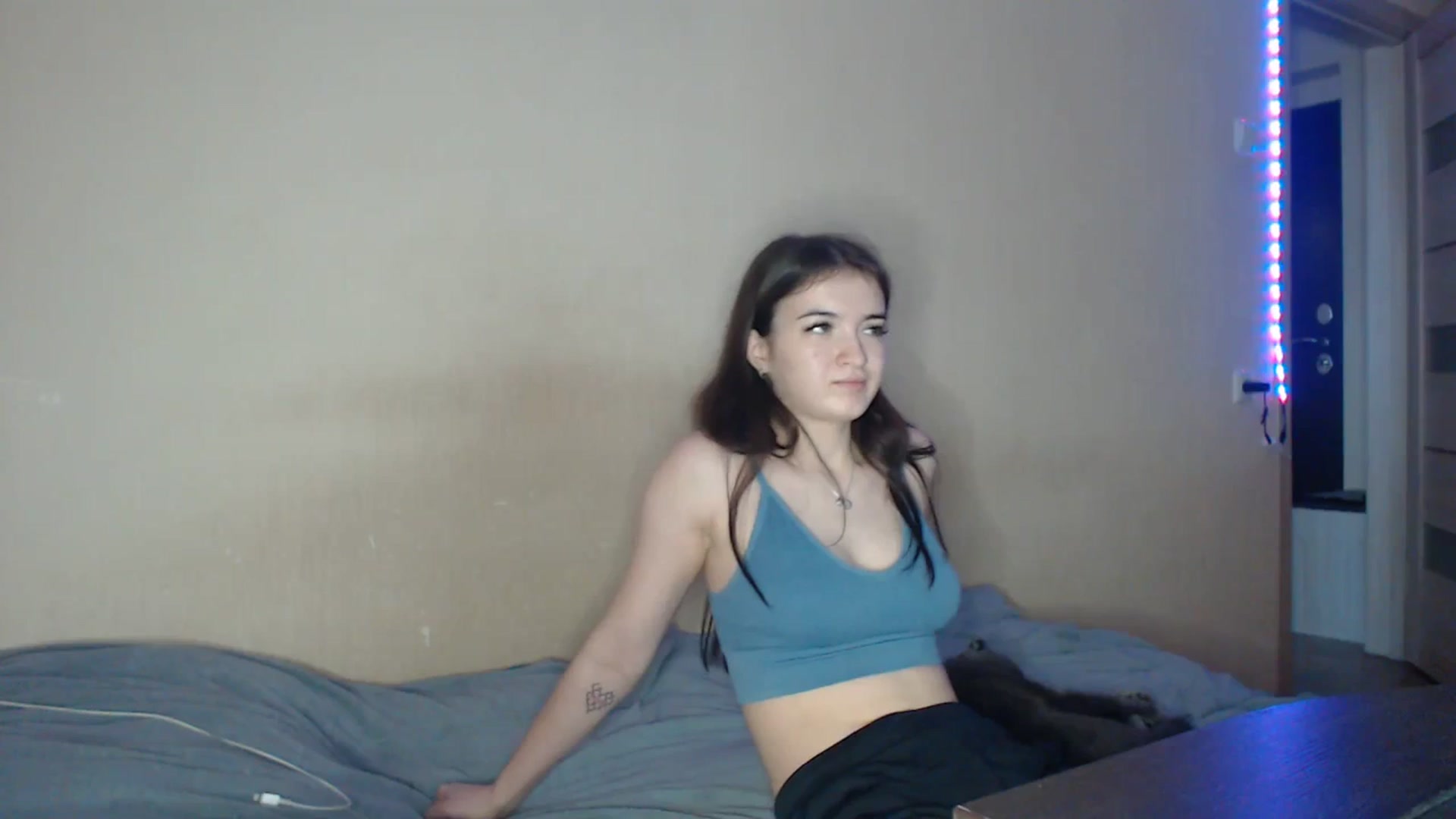 Gallery image thumbnail from Bonnikukla's myfreecams stream on, 10/13/2023, 10:29 image 12 of 20