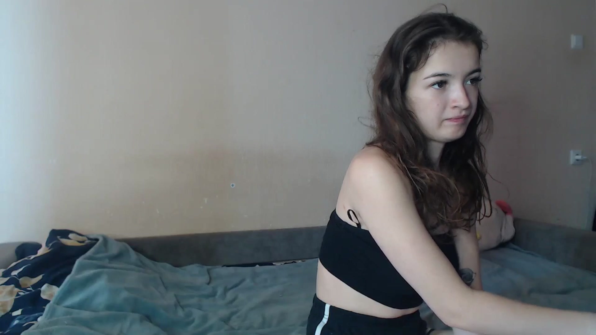 Gallery image thumbnail from Bonnikukla's myfreecams stream on, 07/18/2024, 05:56 image 5 of 20