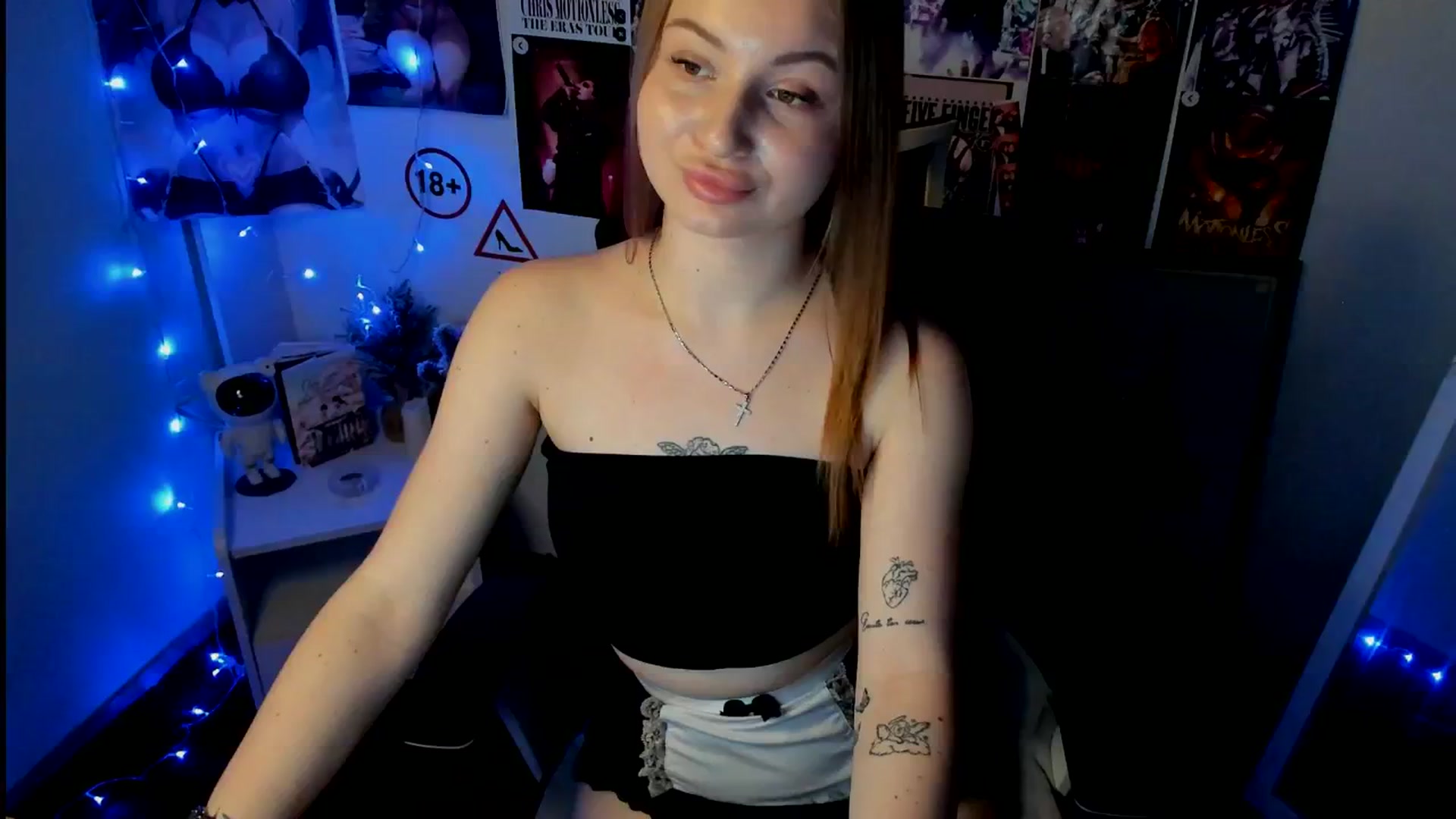 Gallery image thumbnail from Bony_Kiss's myfreecams stream on, 10/26/2025, 11:42 image 8 of 20