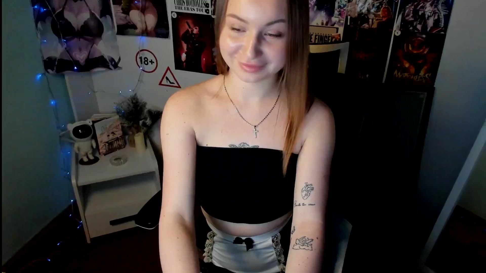Gallery image thumbnail from Bony_Kiss's myfreecams stream on, 10/26/2025, 11:42 image 4 of 20