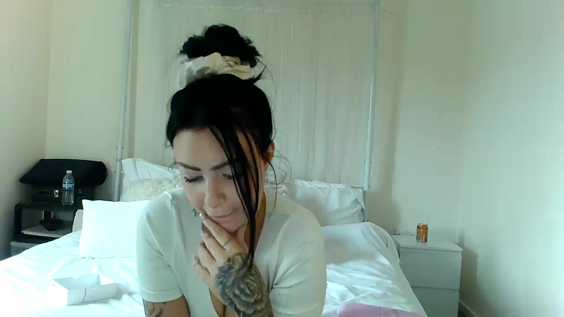Gallery image thumbnail from BooXOXOX's myfreecams stream on, 09/11/2024, 12:38 image 11 of 20