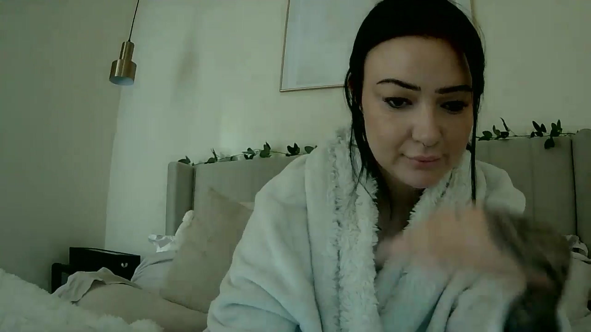 Gallery image thumbnail from BooXOXOX's myfreecams stream on, 12/09/2024, 14:28 image 17 of 20