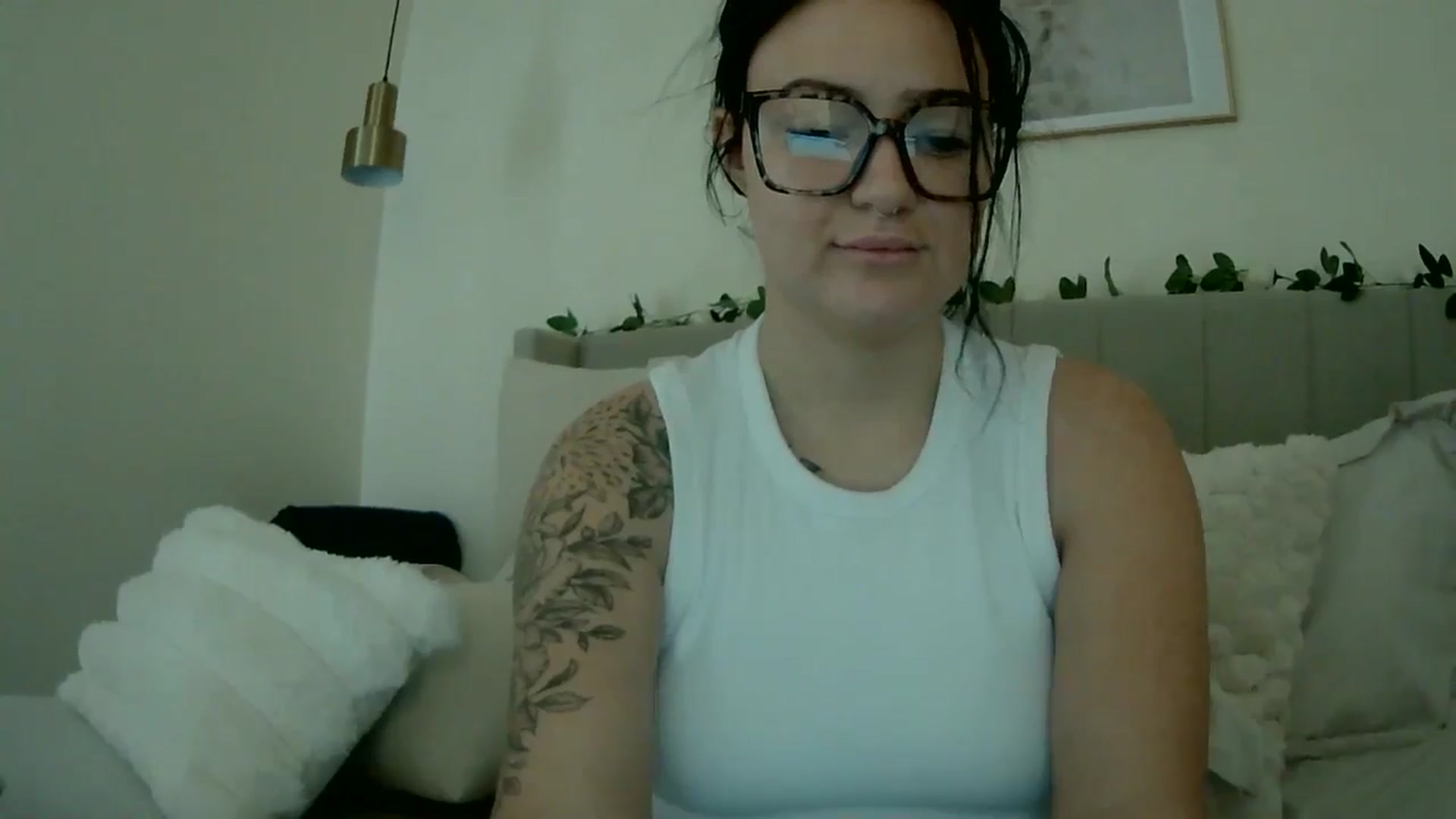 Gallery image thumbnail from BooXOXOX's myfreecams stream on, 12/10/2024, 14:04 image 6 of 20